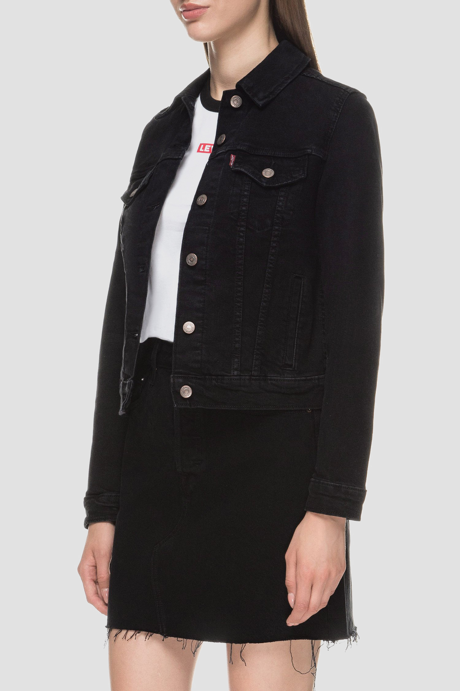 Жіноча чорна джинсова куртка 1