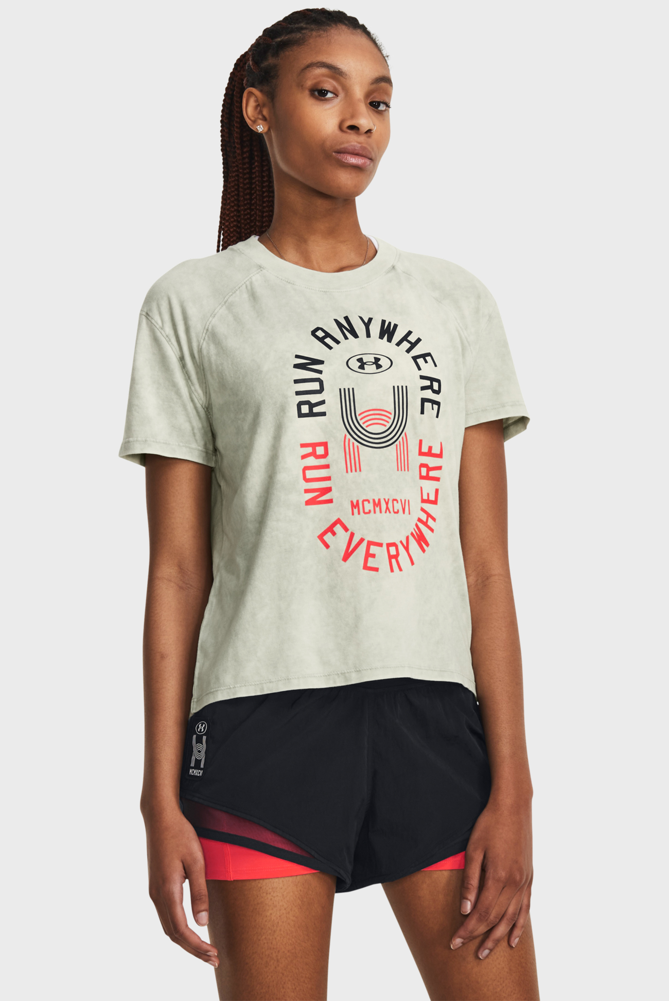 Жіноча оливкова футболка UA Run Everywhere Graphic SS 1