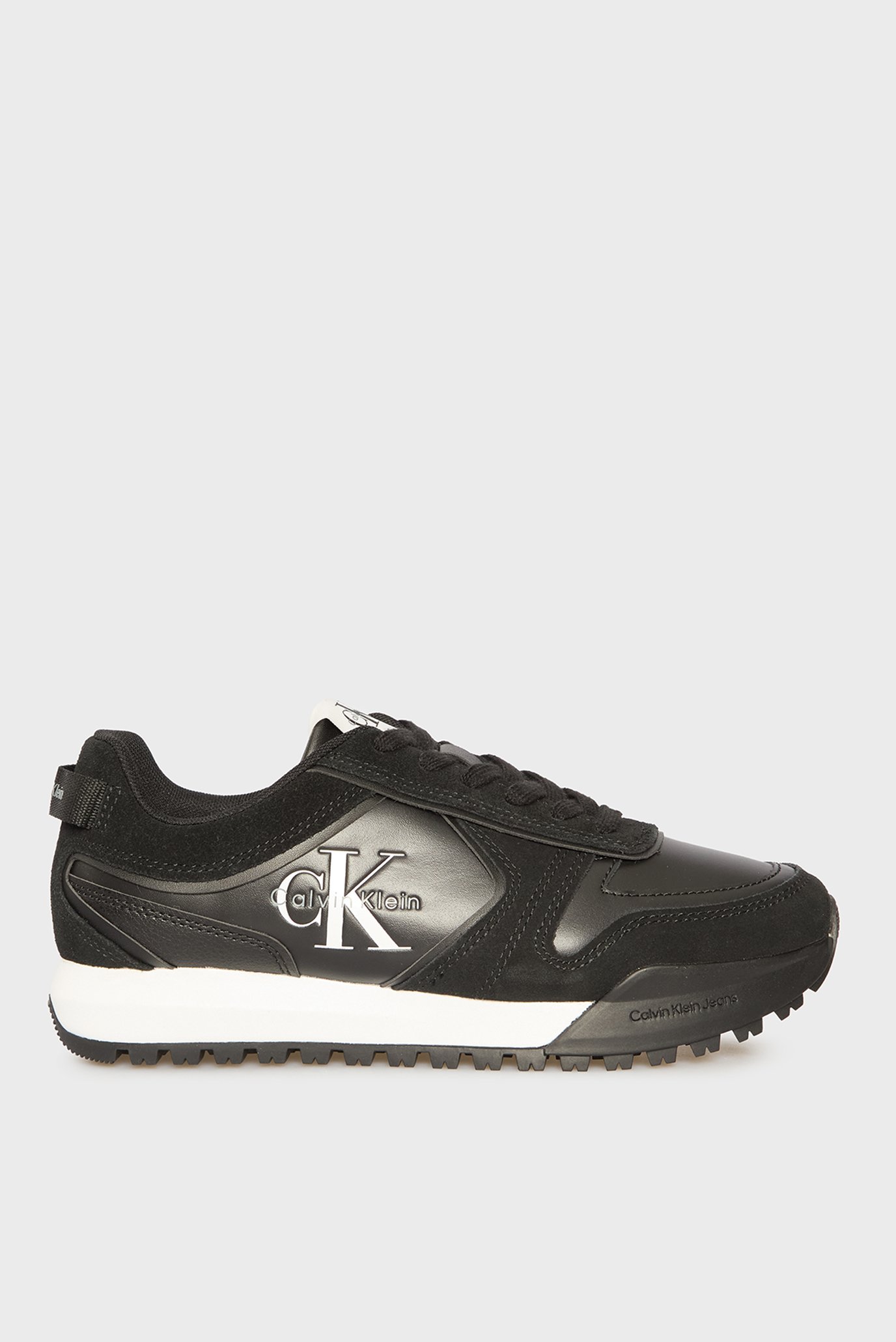 Женские черные кожаные кроссовки TOOTHY RUNNER Черный 37 Calvin Klein Jeans YW0YW02052 Женские черные кожаные кроссовки TOOTHY RUNNER Черный 37 Calvin Klein Jeans YW0YW02052