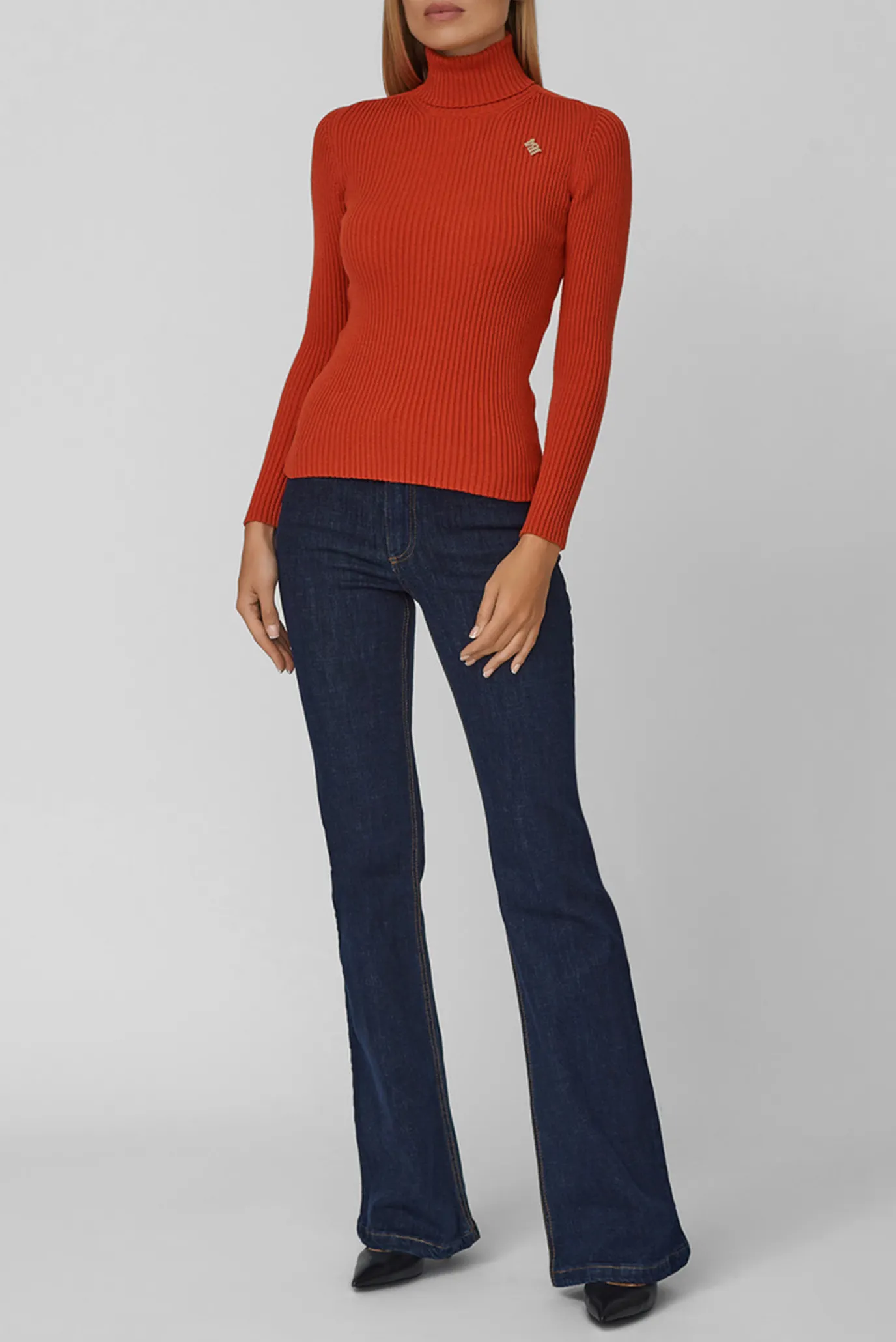 Женский оранжевый гольф 4