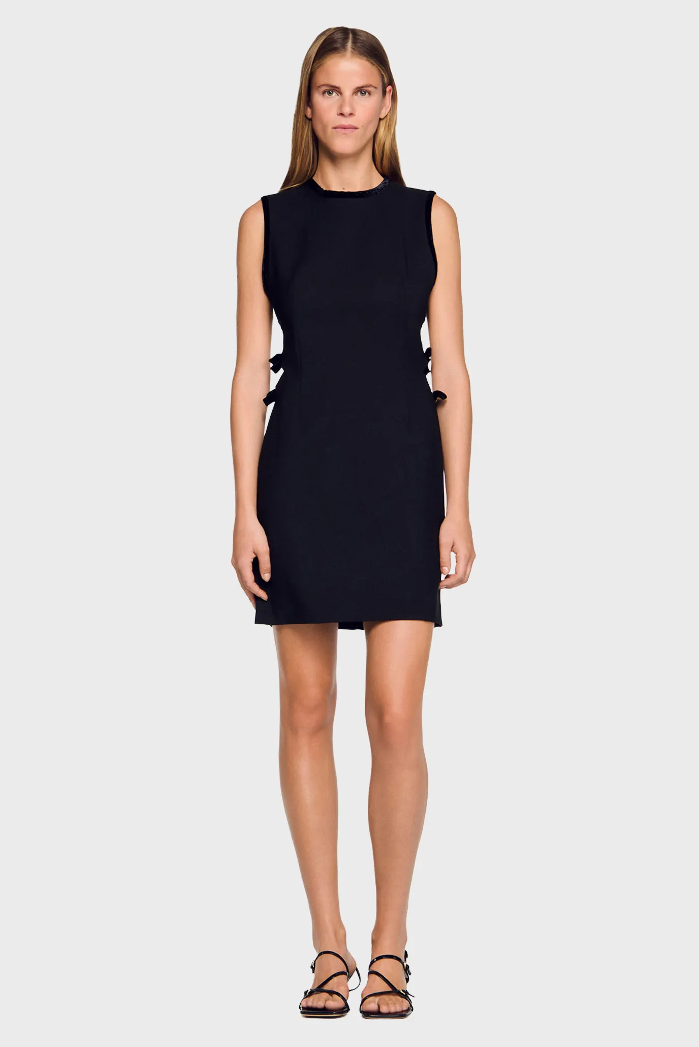 Жіноча чорна сукня 3