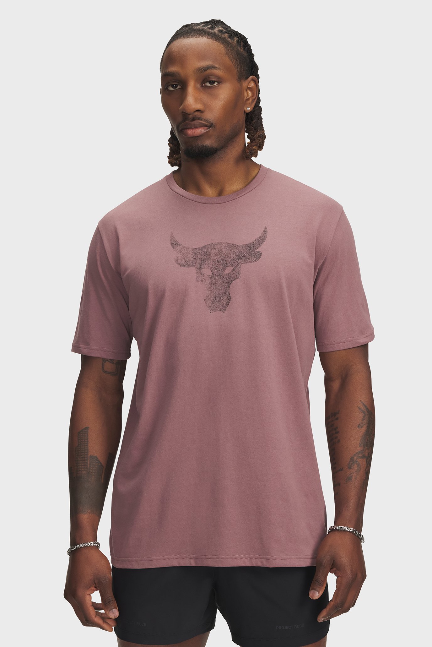 Мужская розовая футболка UA Pjt Rck Brahma Bull SS Розовый XXL Under Armour 1383191-651 Мужская розовая футболка UA Pjt Rck Brahma Bull SS Розовый XXL Under Armour 1383191-651