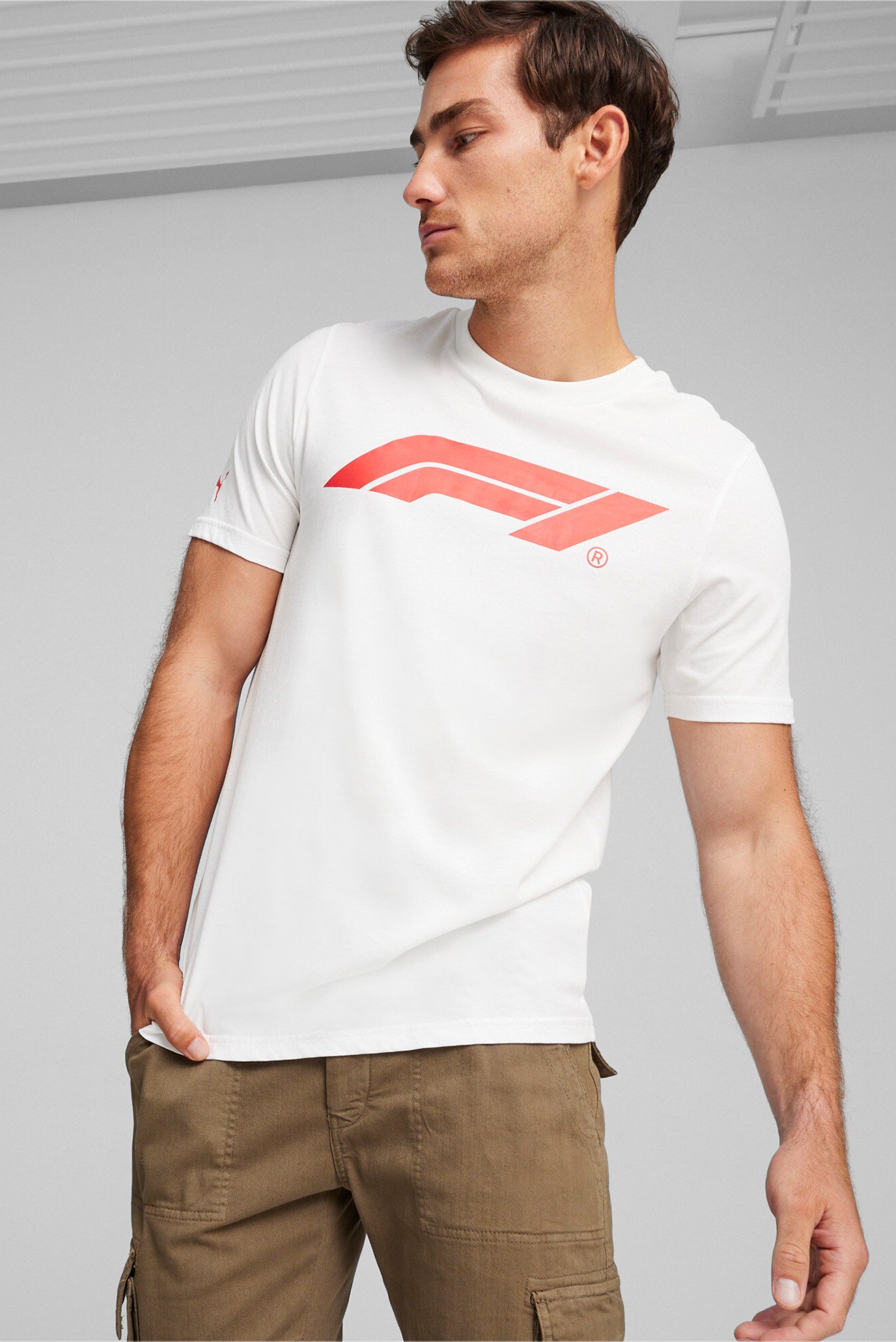 Чоловіча біла футболка F1® ESS Men's Motorsport Logo Tee 1