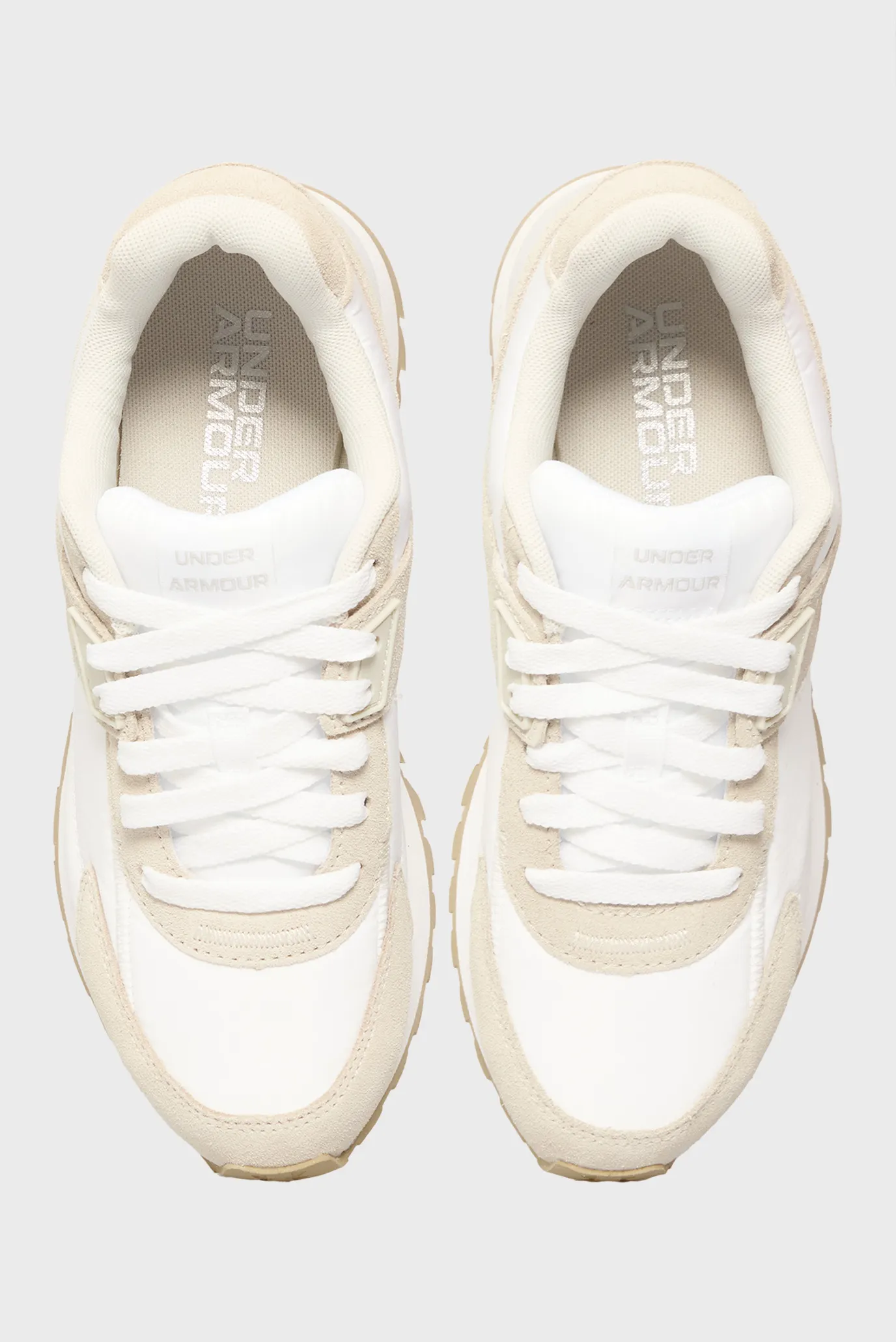 Жіночі білі кросівки UA W Essential Runner 4