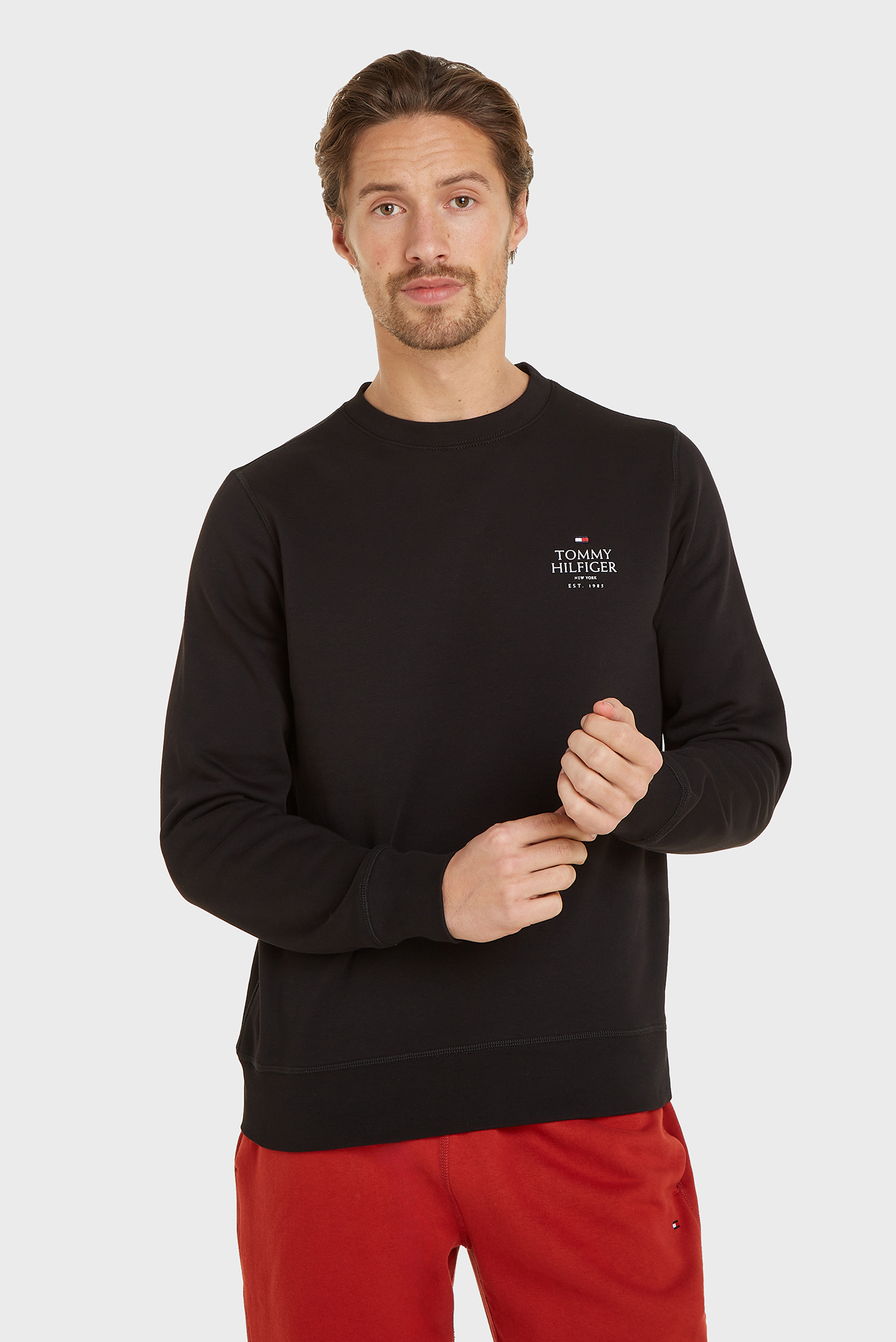 Мужской черный свитшот HILFIGER STACK Черный L Tommy Hilfiger MW0MW35524 Мужской черный свитшот HILFIGER STACK Черный L Tommy Hilfiger MW0MW35524