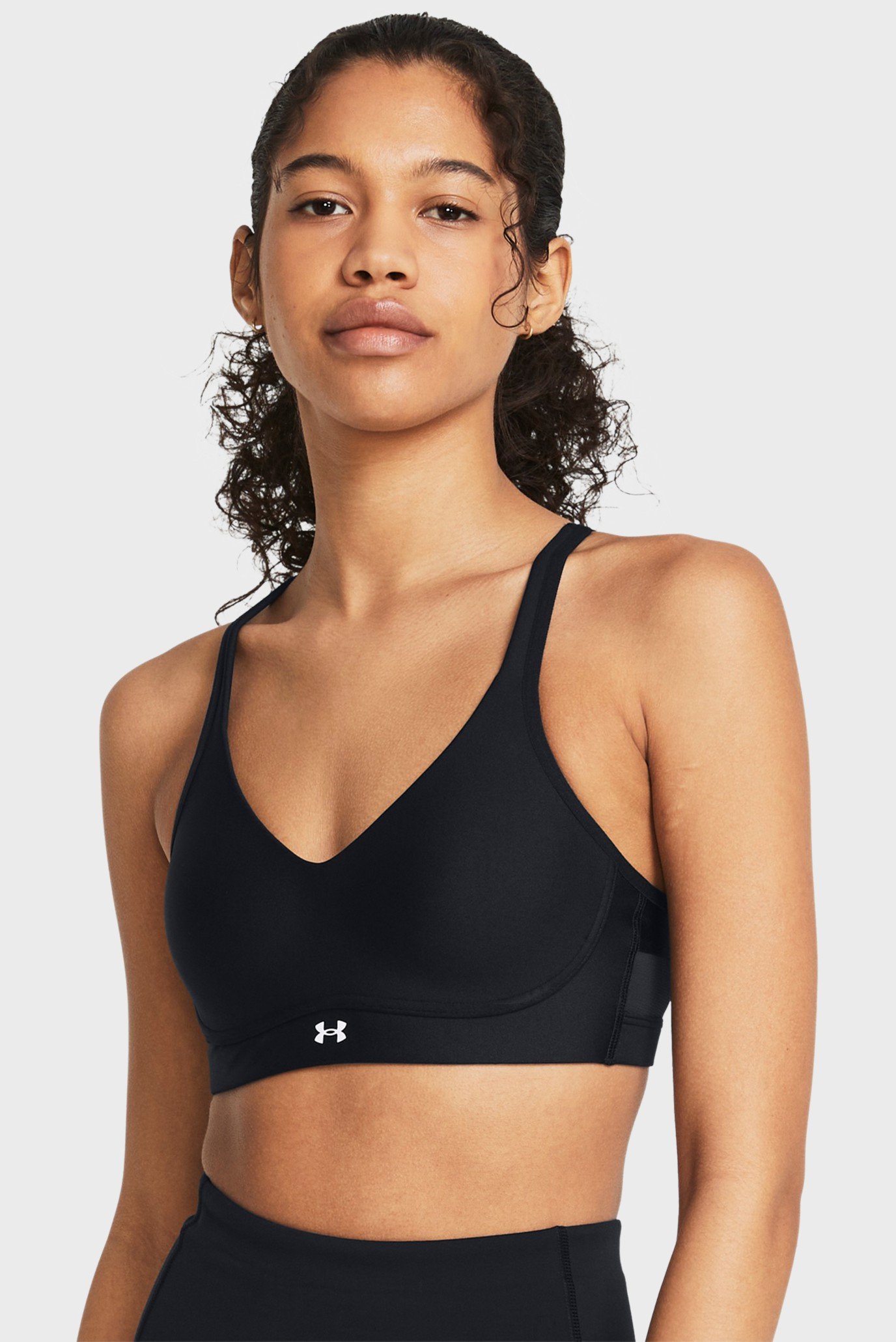 Жіночий чорний спортивний топ UA Infinity Low 2.0Strap Bra 1