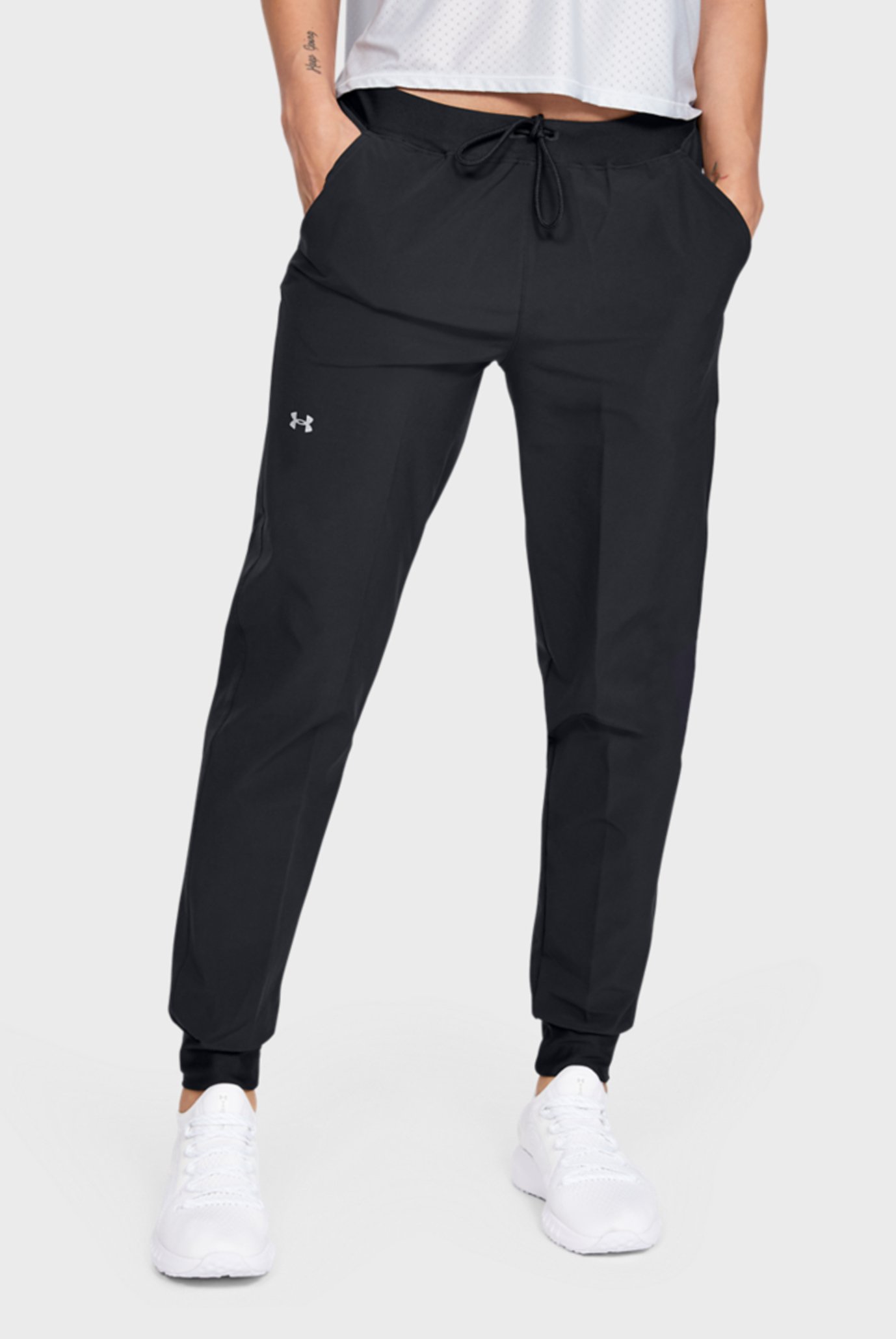 Женские черные спортивные брюки UA Armour Sport Woven Pant 1