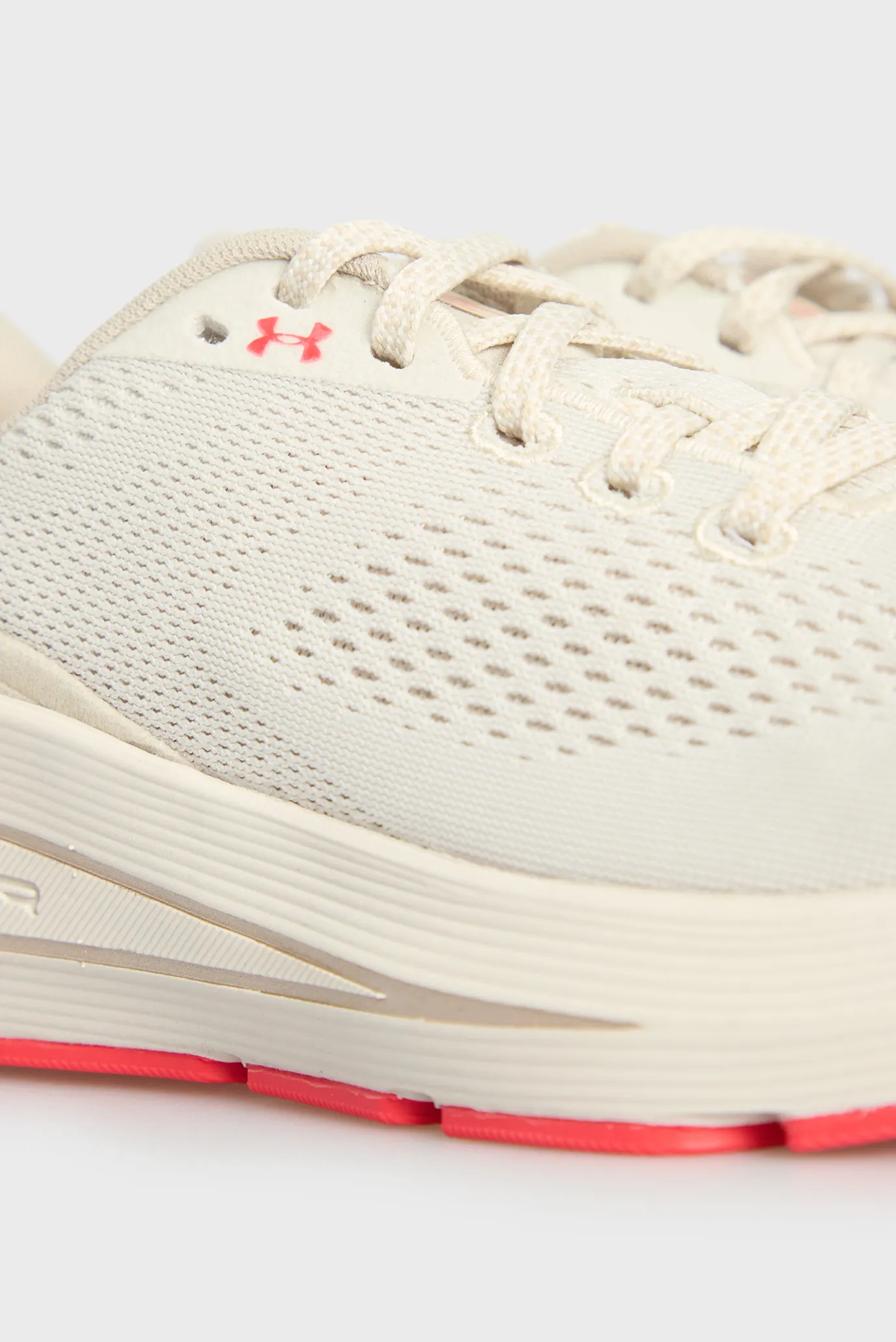 Жіночі бежеві кросівки UA W Sonic 7 2