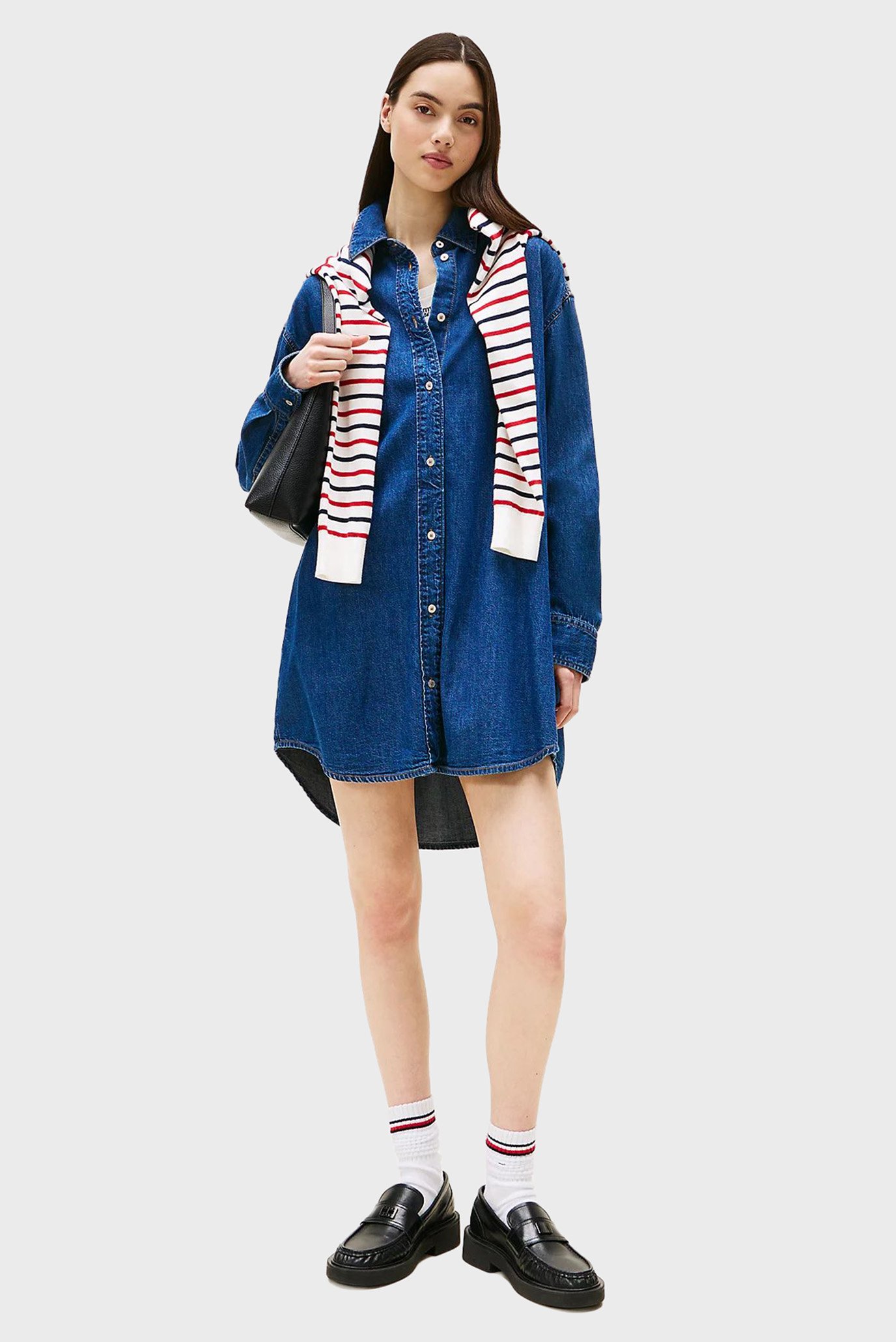 Женское синее джинсовое платье RELAXED Синий M Tommy Jeans DW0DW21420 Женское синее джинсовое платье RELAXED Синий M Tommy Jeans DW0DW21420