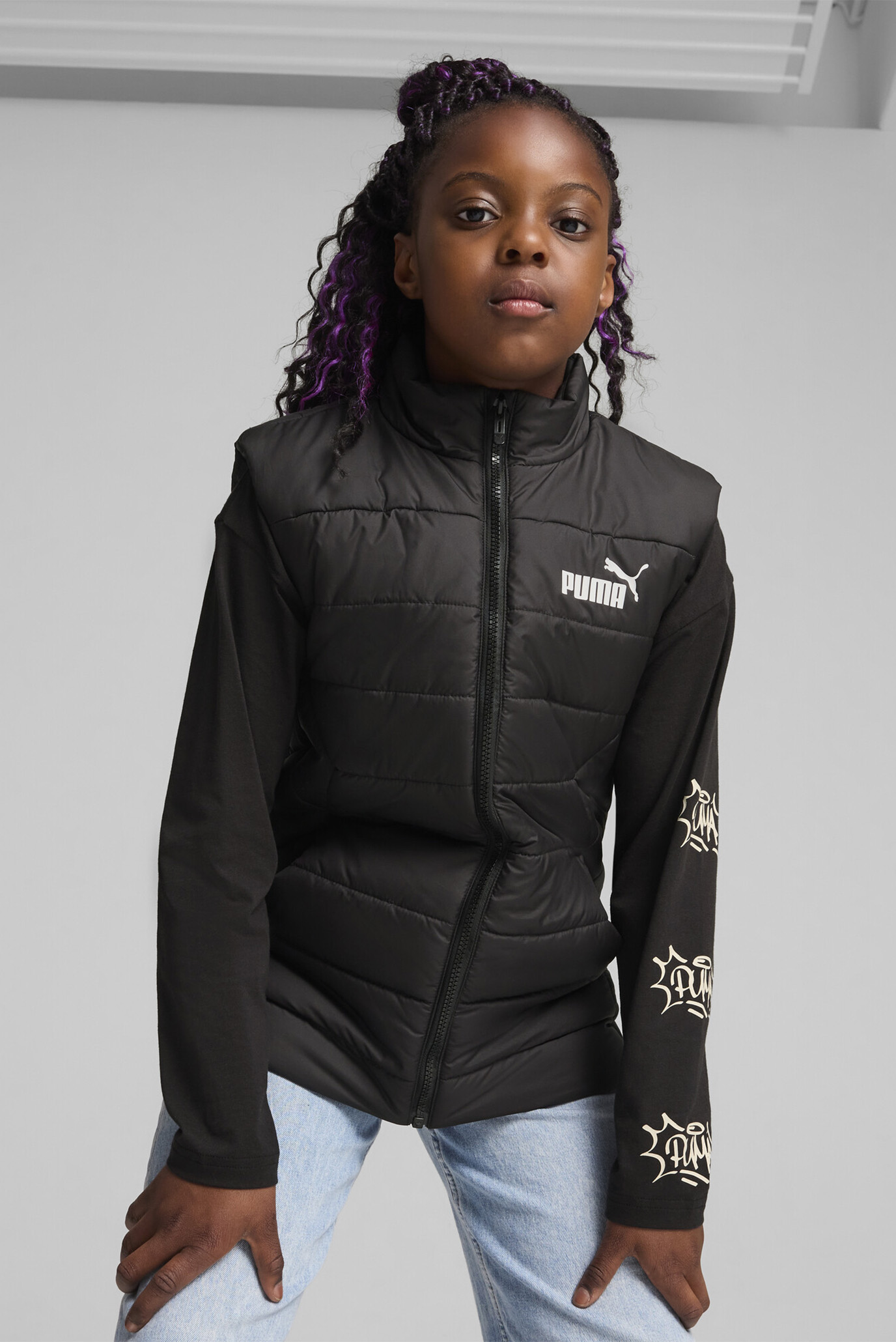 Детский черный жилет ESS Padded Vest Youth 1