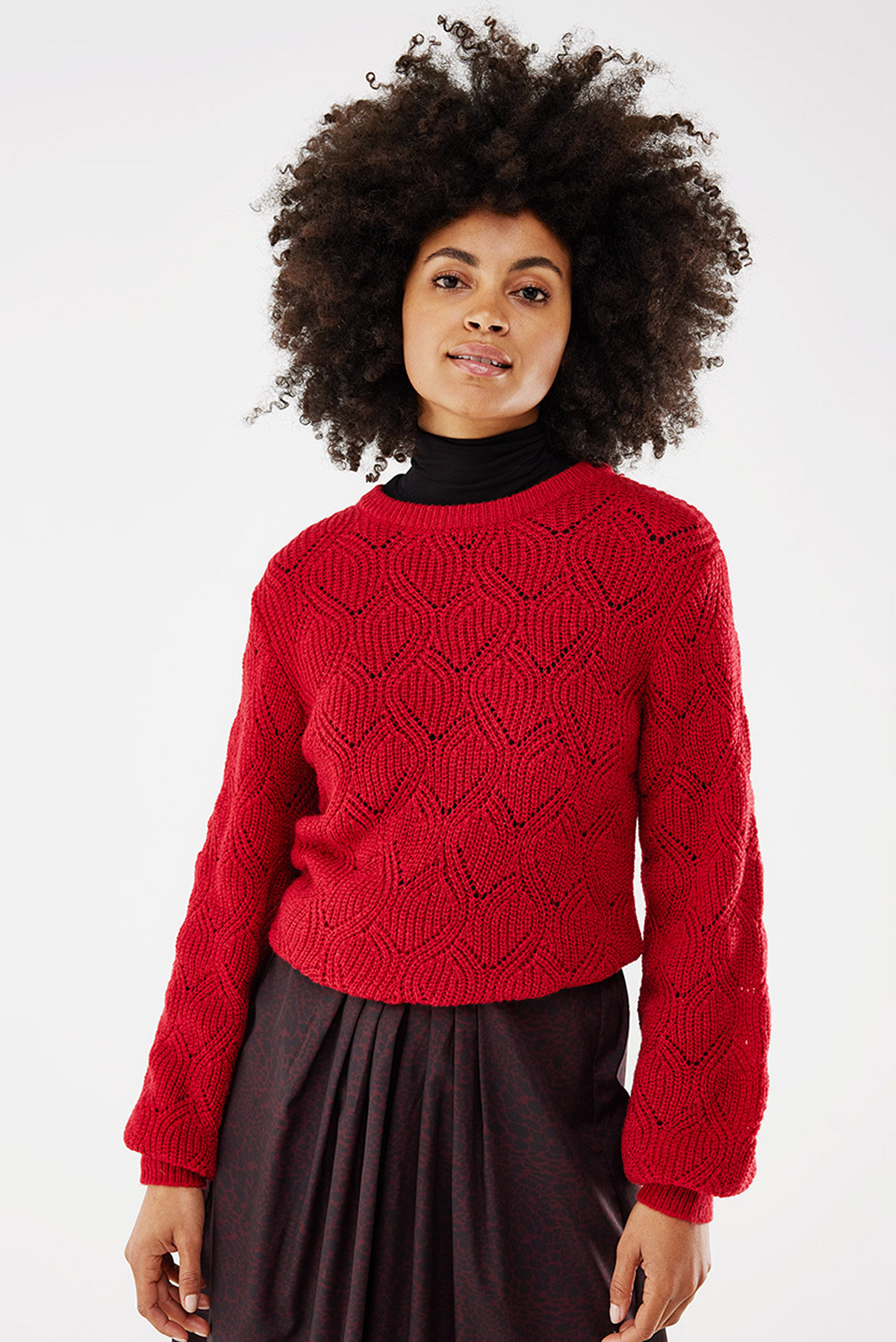 Жіночий червоний светр 1