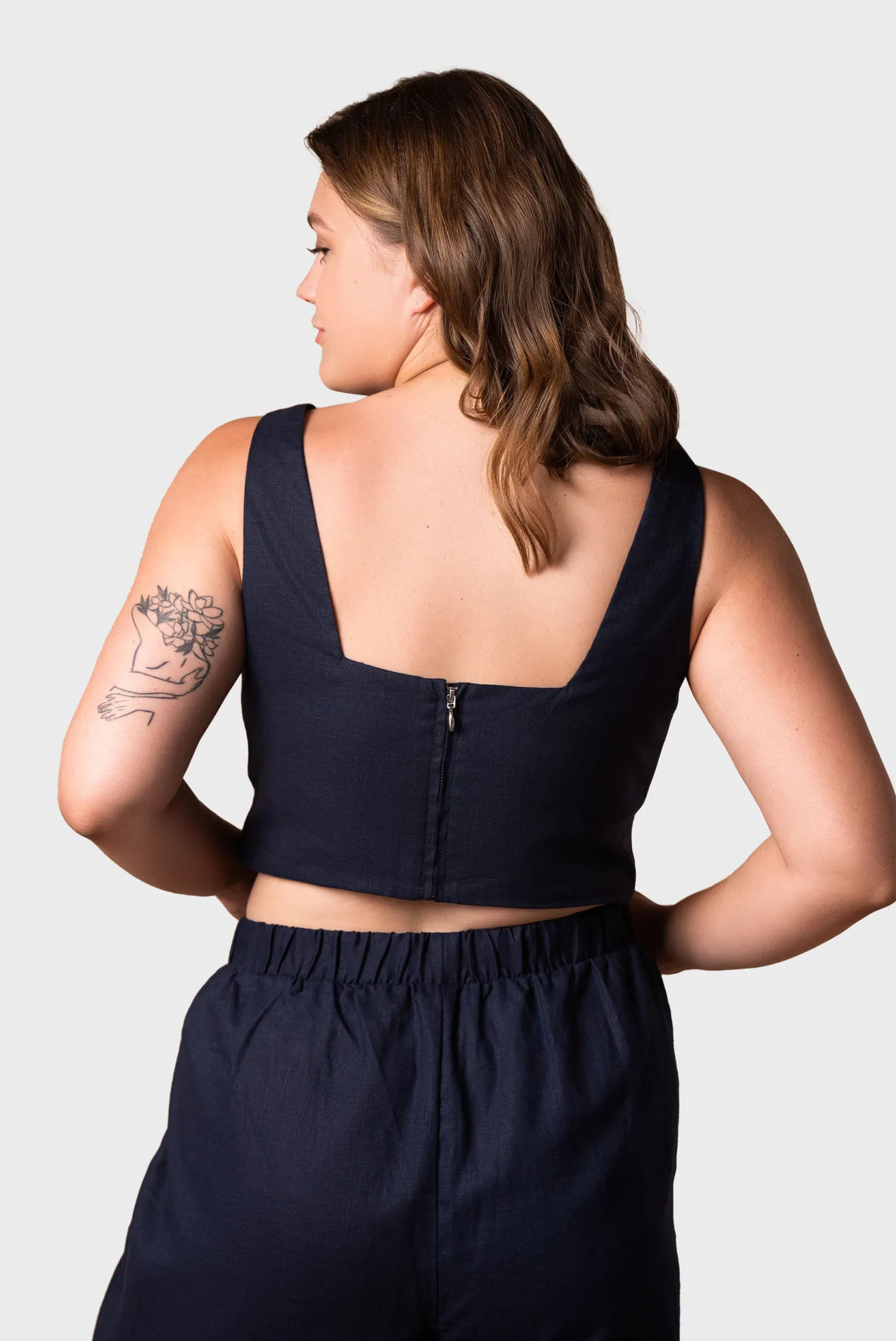 Женский темно-синий топ 2