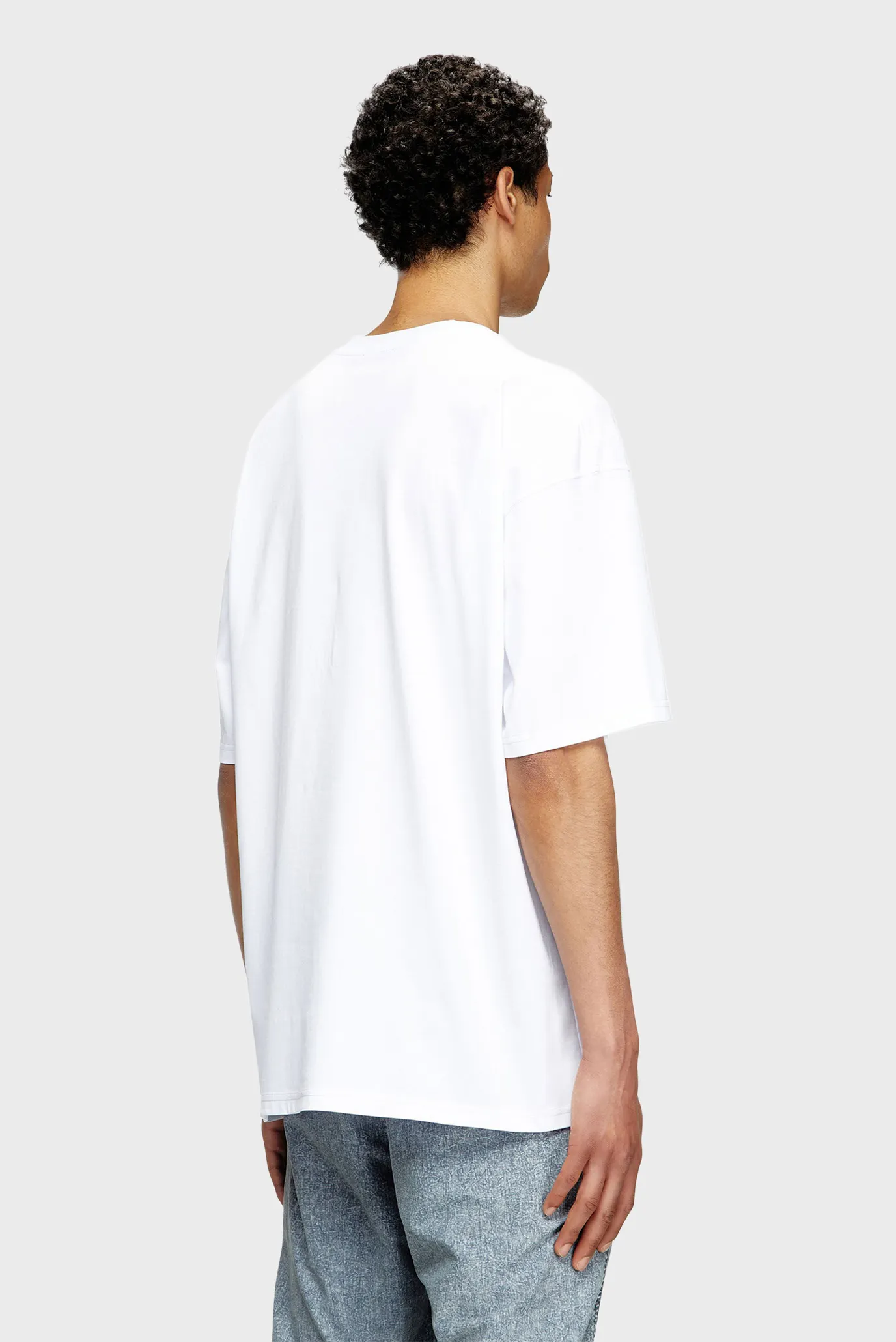 Чоловіча біла футболка 3