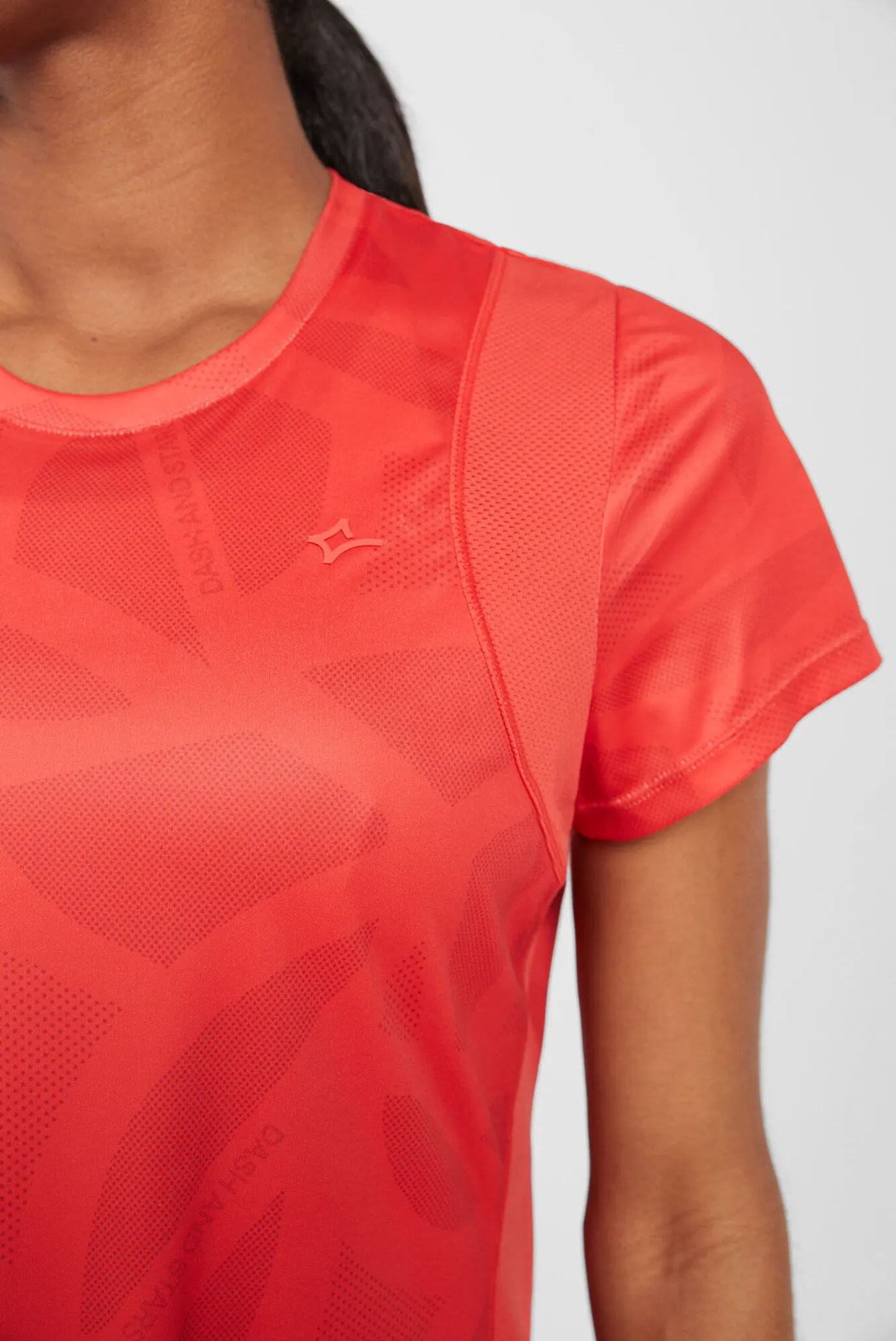 Жіноча червона футболка 5