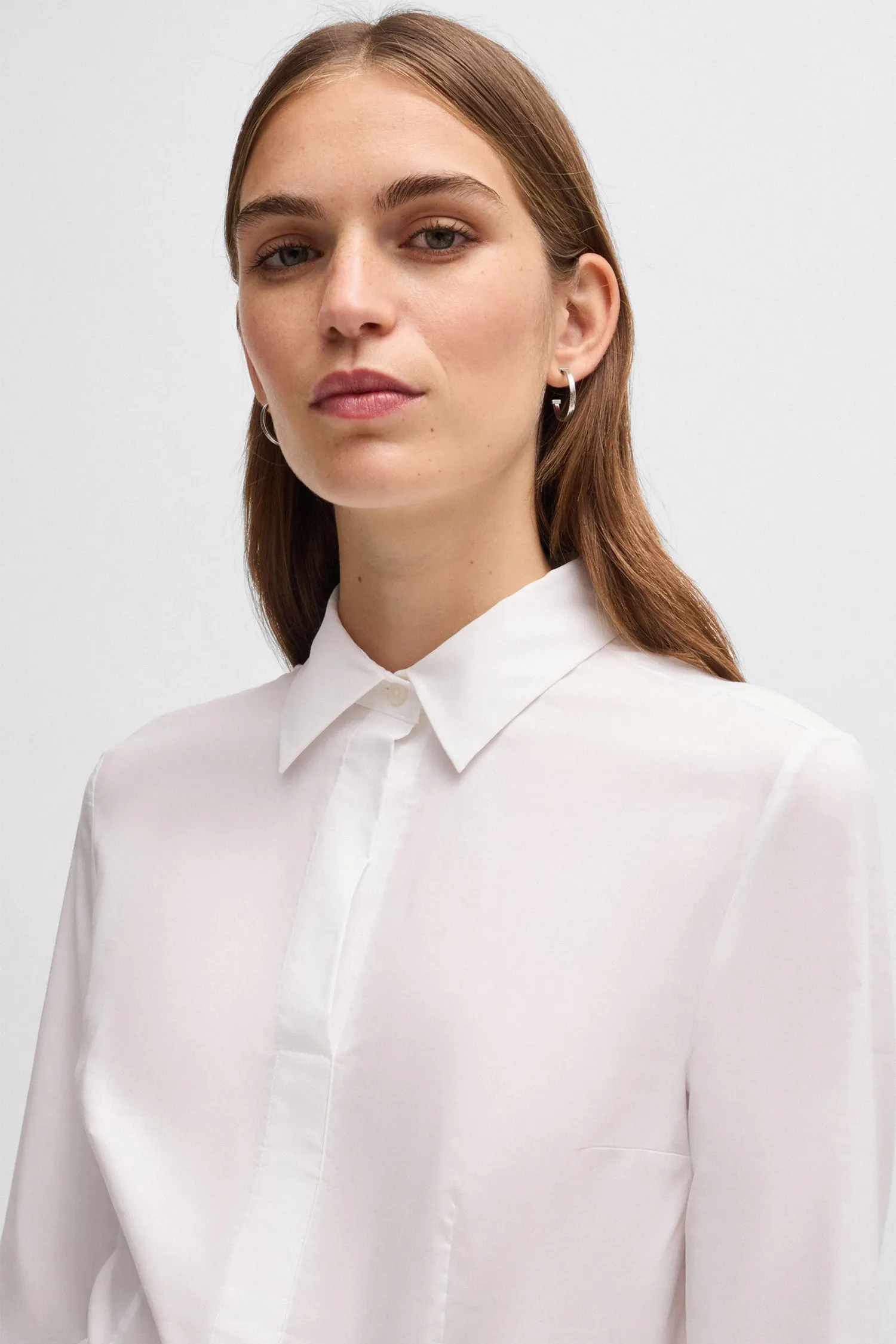 Женская белая рубашка 5