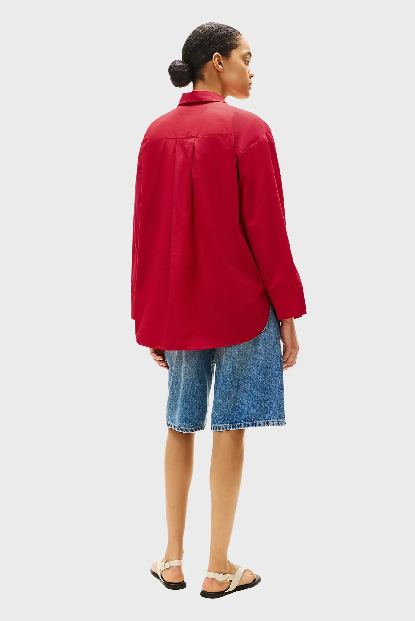 Женская красная рубашка 3