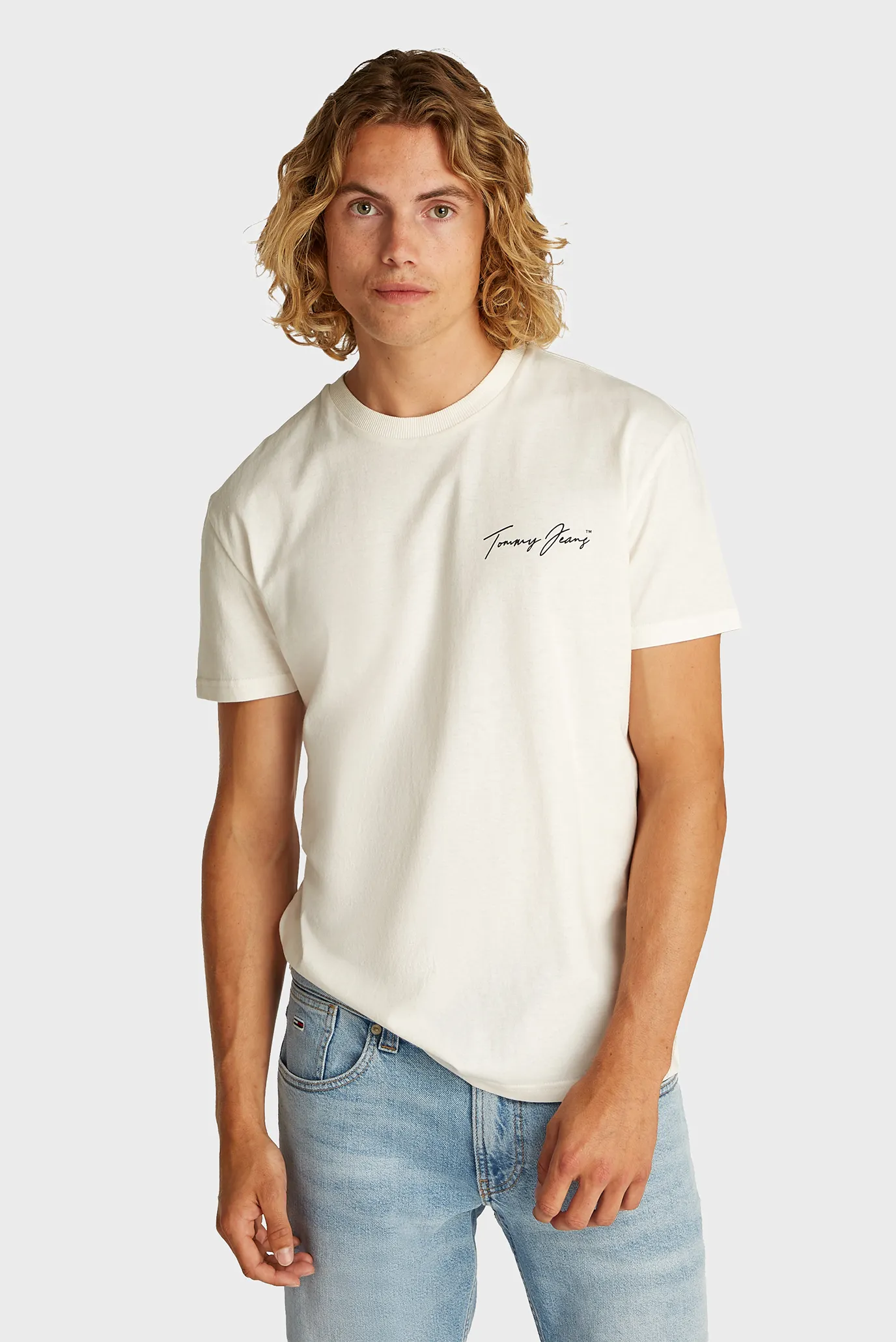 Чоловіча біла футболка NOVELTY 3