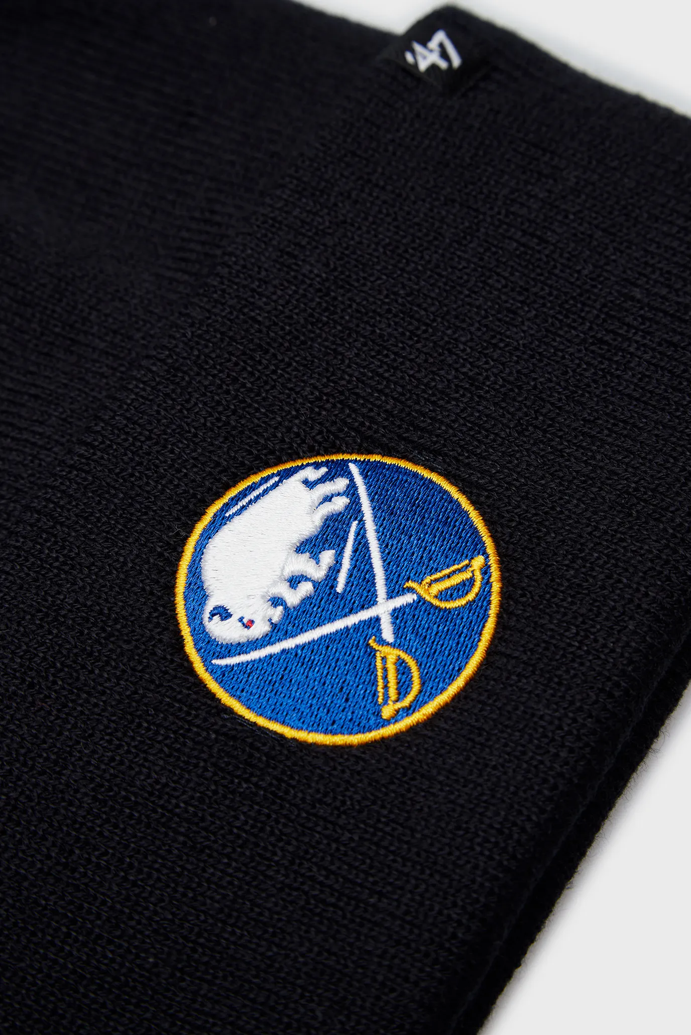 Темно-синяя шапка NHL BUFFALO SABRES HAYMAKER 2