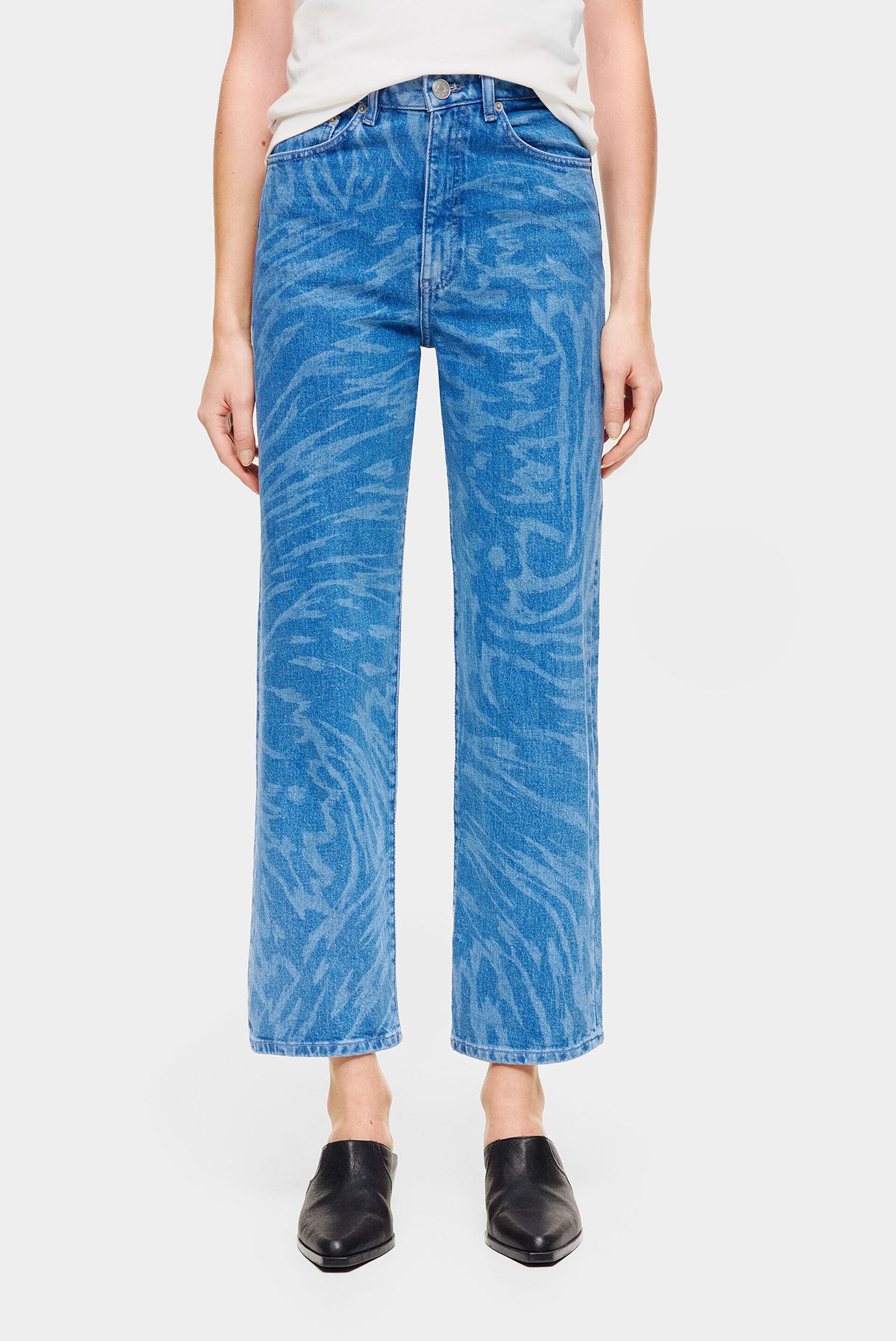 Женские голубые джинсы с узором 1