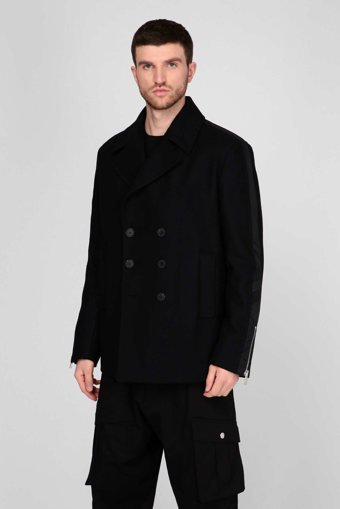 Чоловіче чорне пальто 1