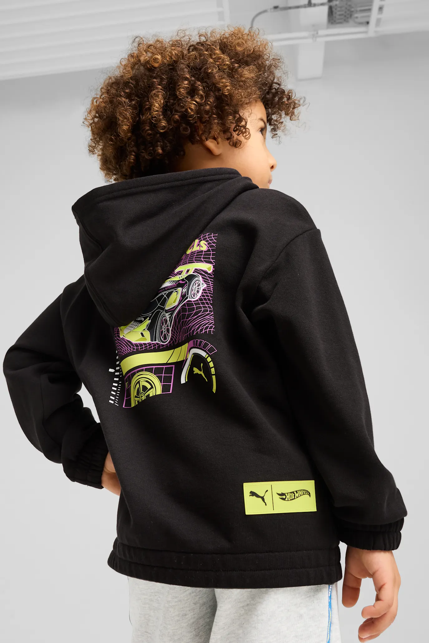 Детское черное худи PUMA x HOT WHEELS™ Relaxed Graphic Hoodie Kids 2