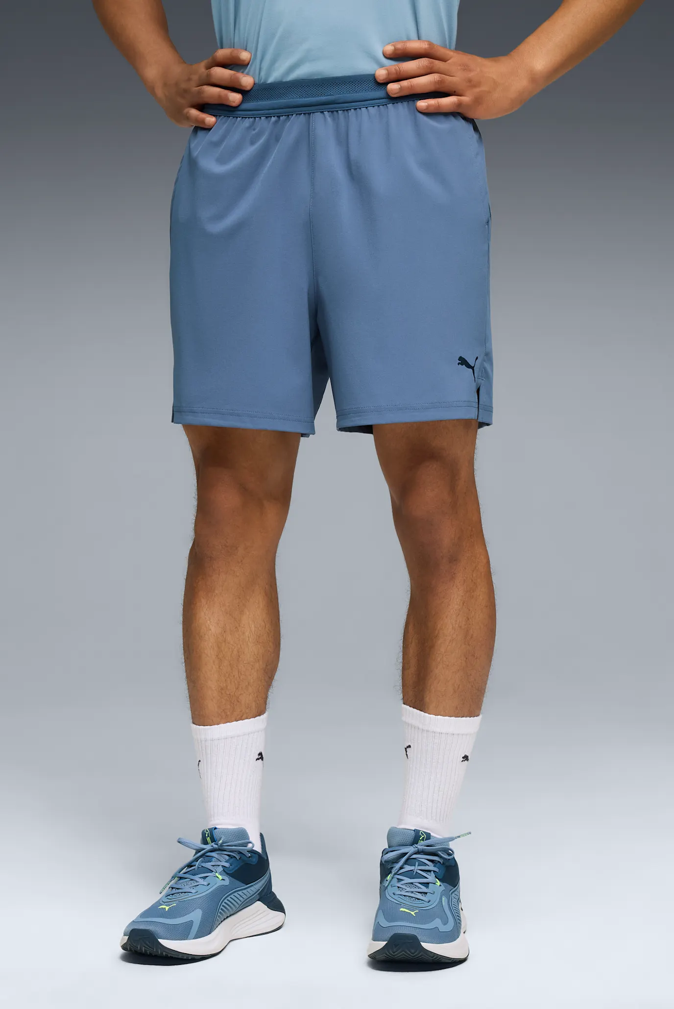 Чоловічі блакитні шорти TECH TRAINING 5