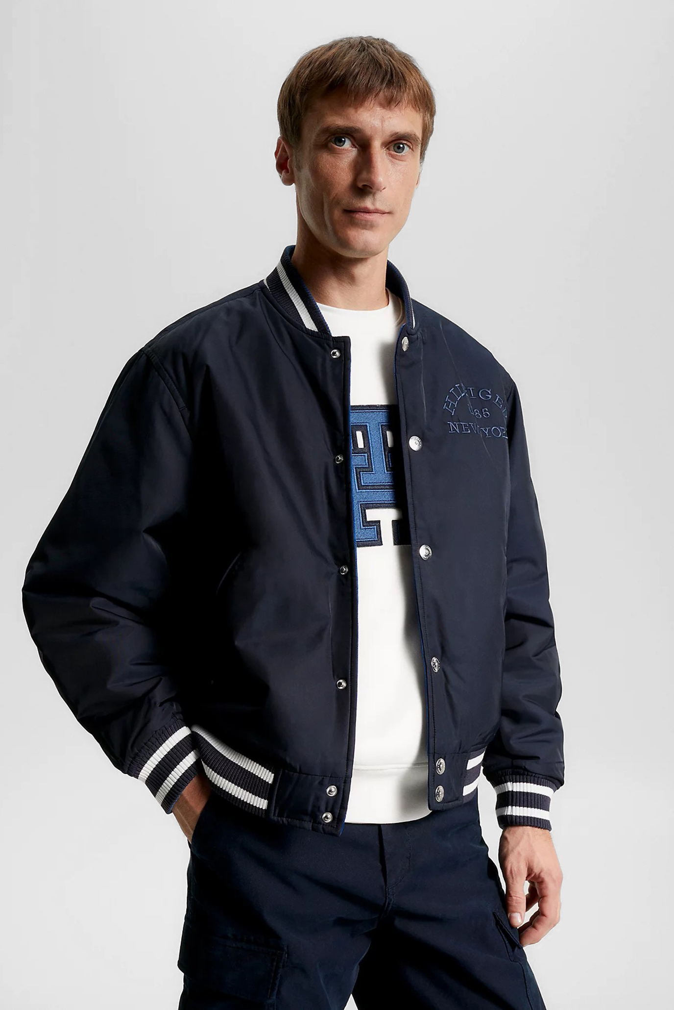 Чоловічий синій двосторонній бомбер REVERSIBLE JACQUARD BOMBER 1