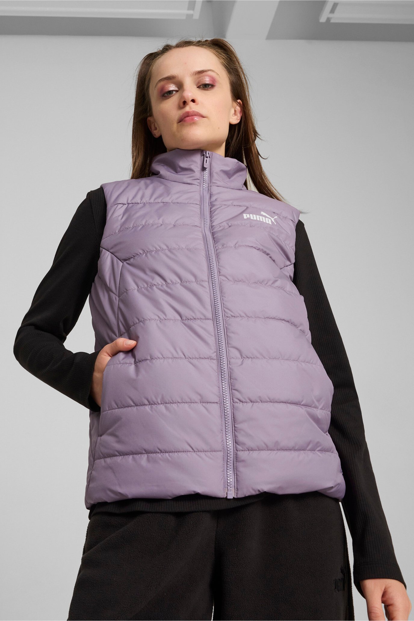 Жіночий бузковий жилет ESS Padded Vest Women 1