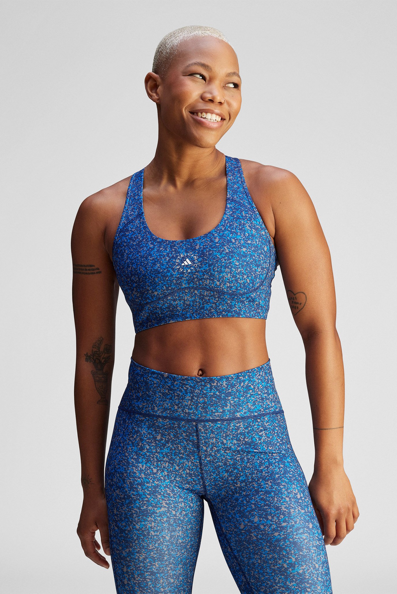 Жіночий синій топ з візерунком adidas by Stella McCartney TruePurpose Power Impact Printed Training 1