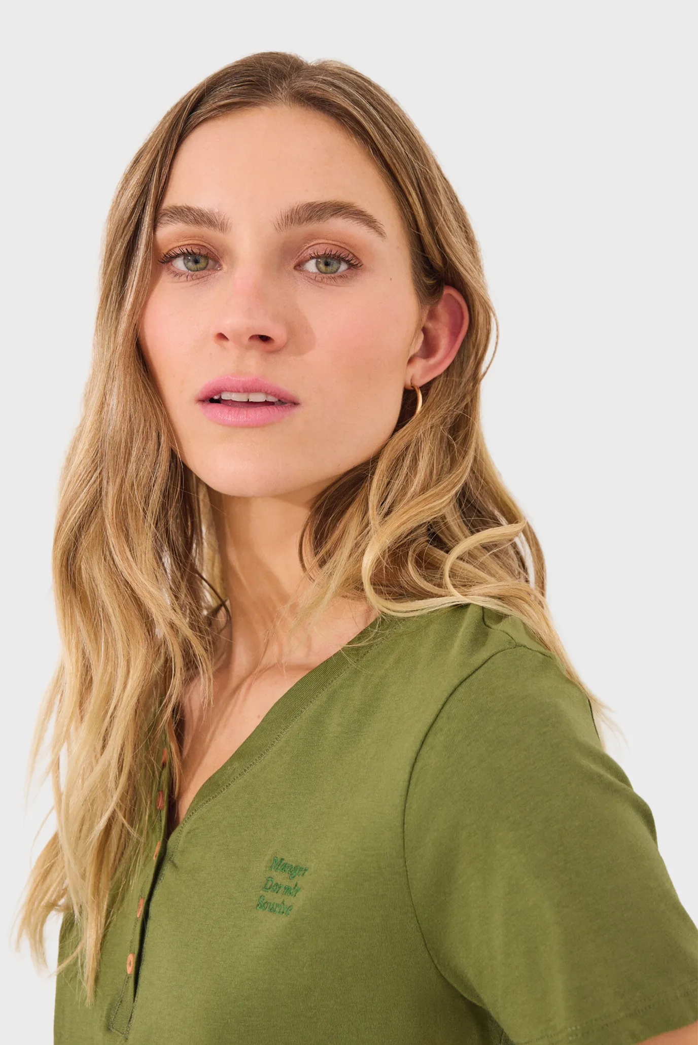 Жіноча зелена футболка 5