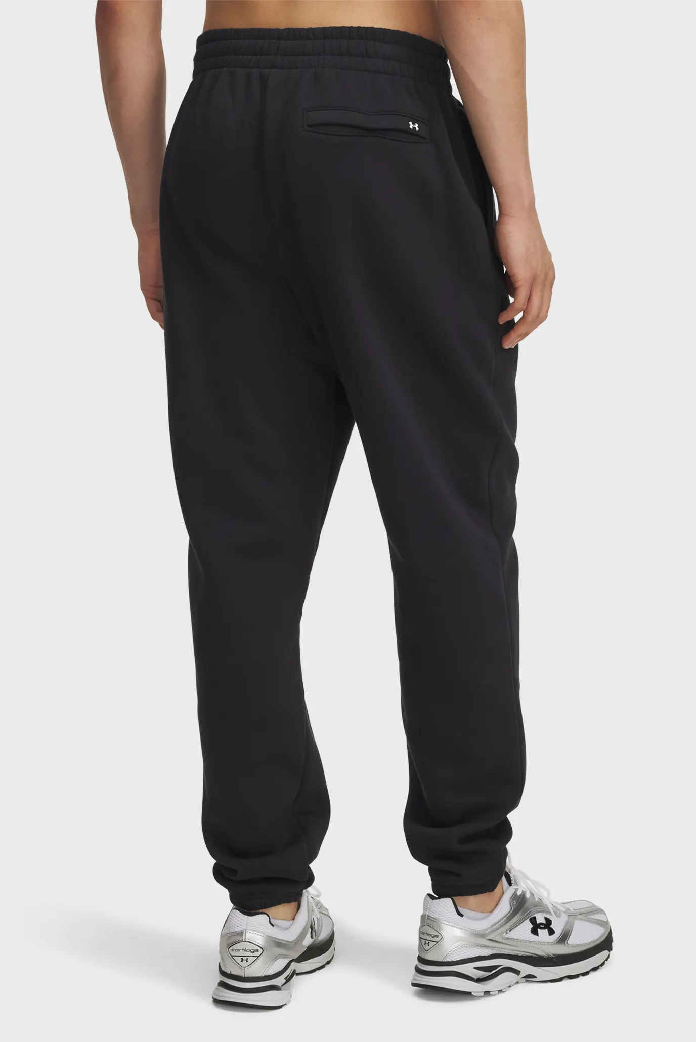 Чоловічі чорні спортивні штани UA Icon Flc Graphic Jgr 3