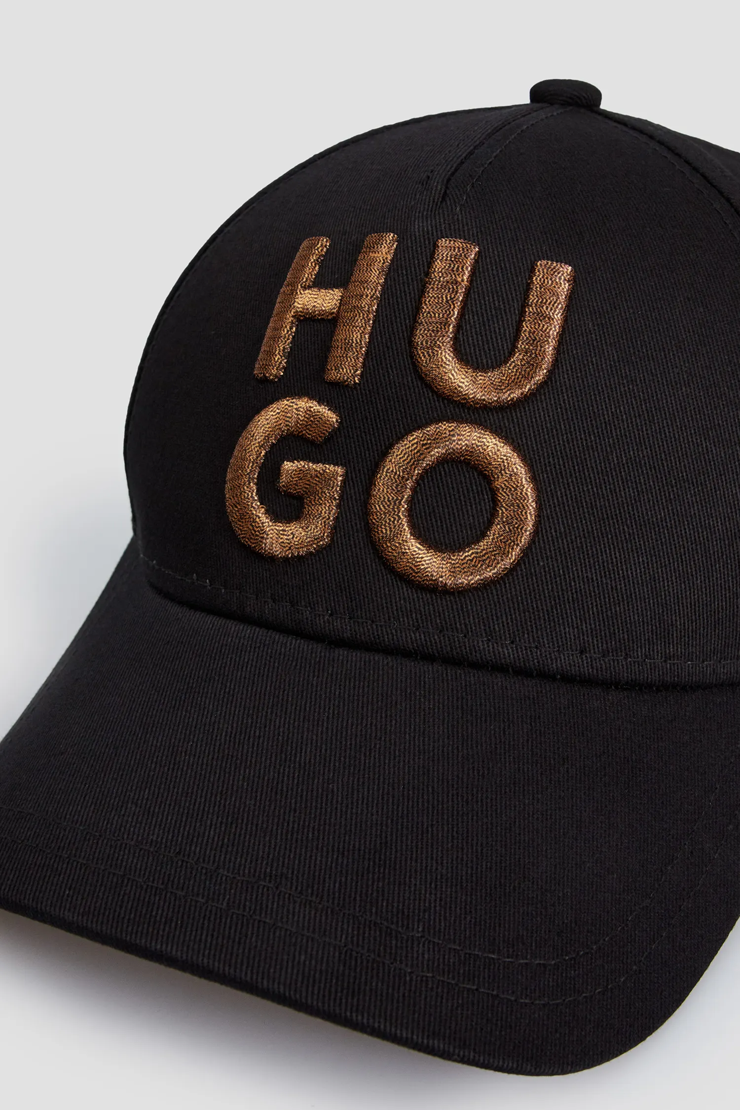 Чоловіча чорна кепка 3