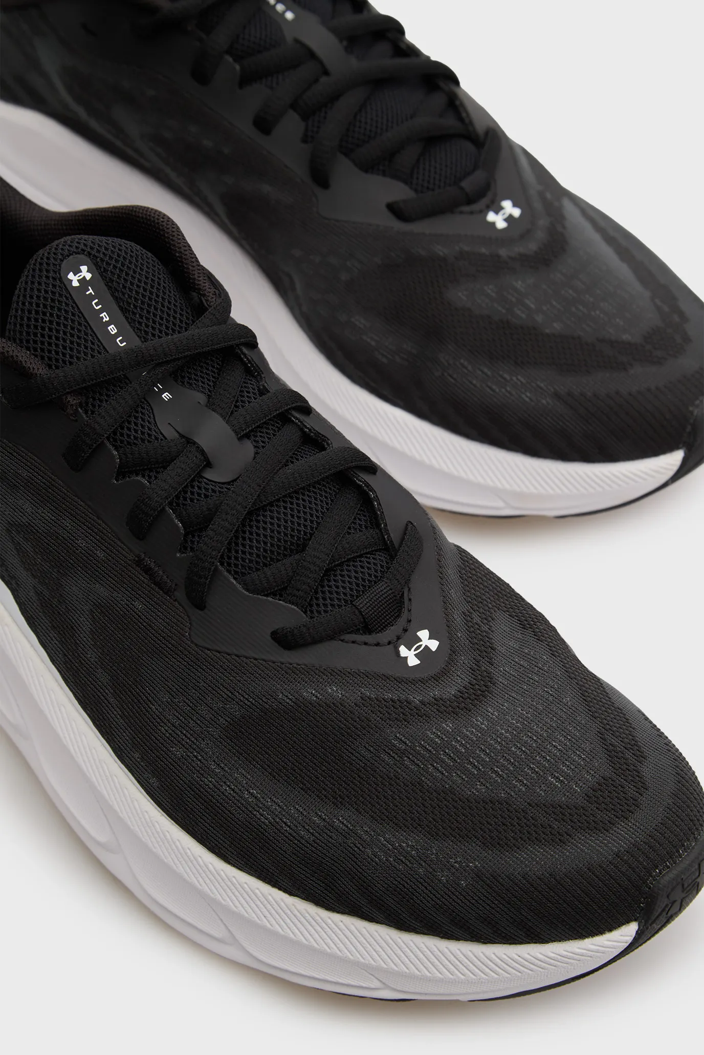 Чоловічі чорні кросівки UA Turbulence 3 Under Armour 6006717-001