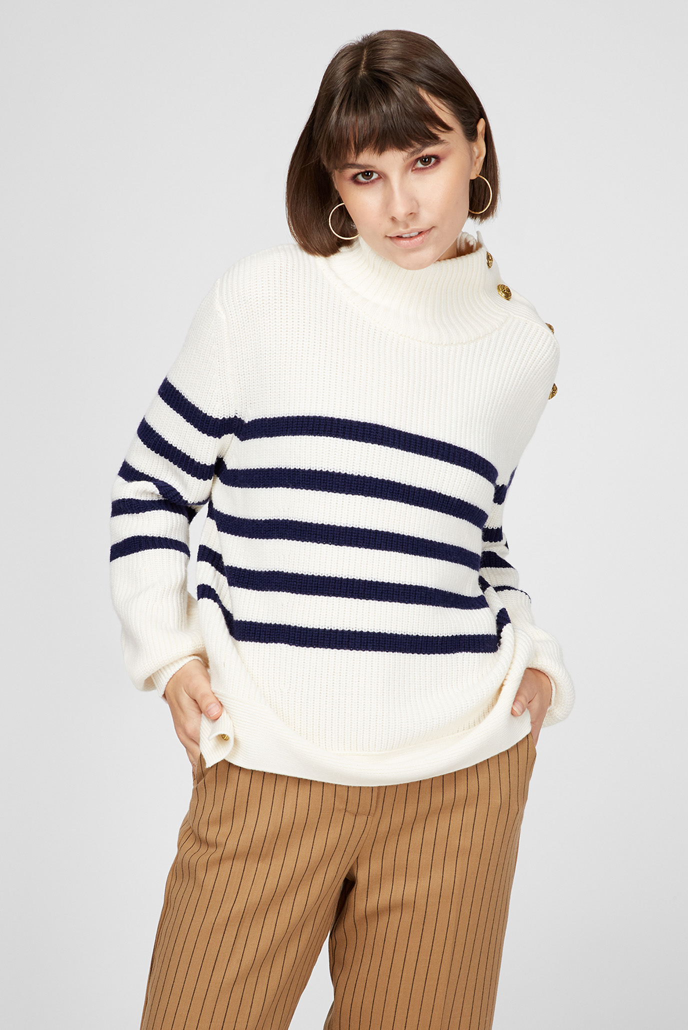 Жіночий вовняний светр у смужку 1