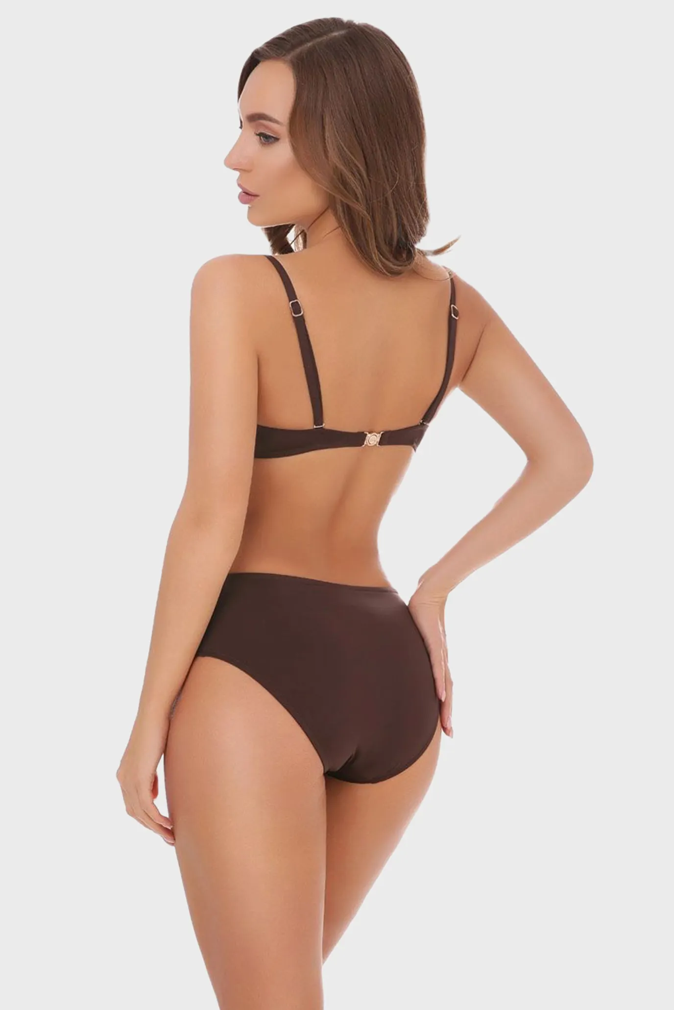 Женский коричневый купальник 2