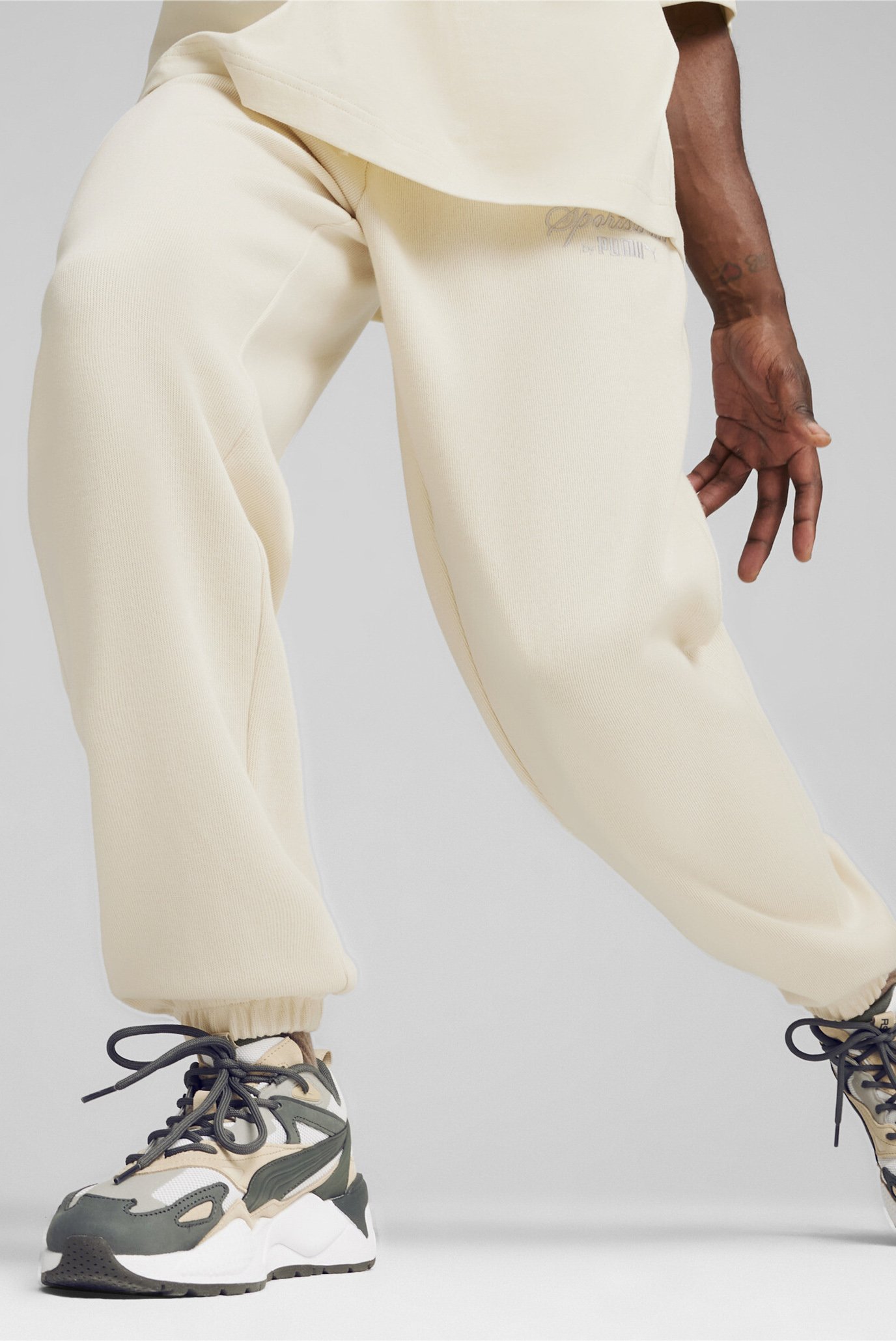 Мужские белые спортивные брюки CLASSICS+ Men's Sweatpants 1