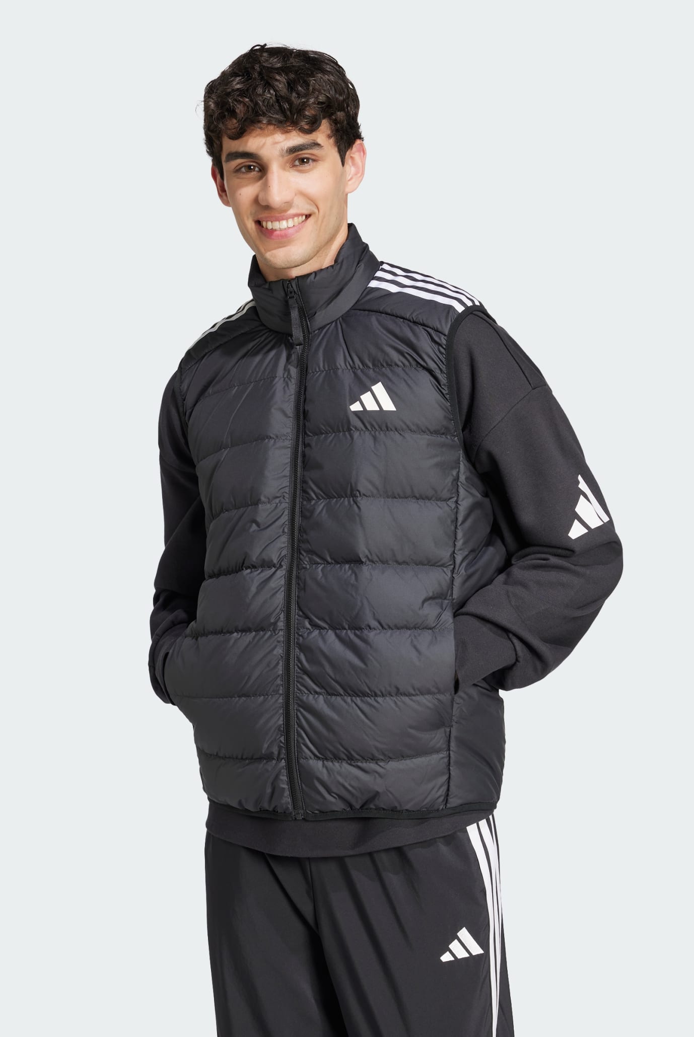 Мужской черный жилет Essentials 3-Stripes Light 1