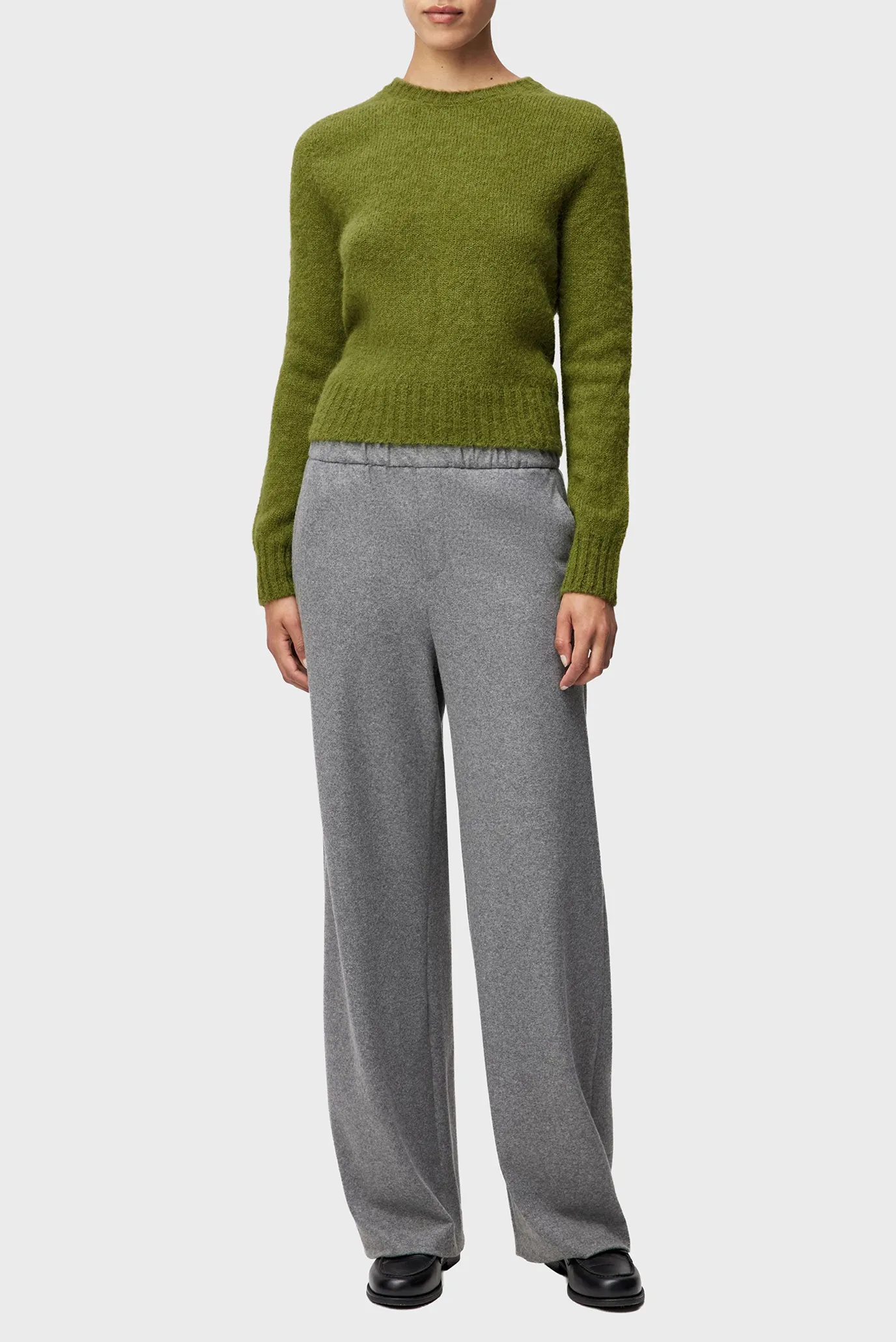 Женский зеленый шерстяной джемпер FIDA 2