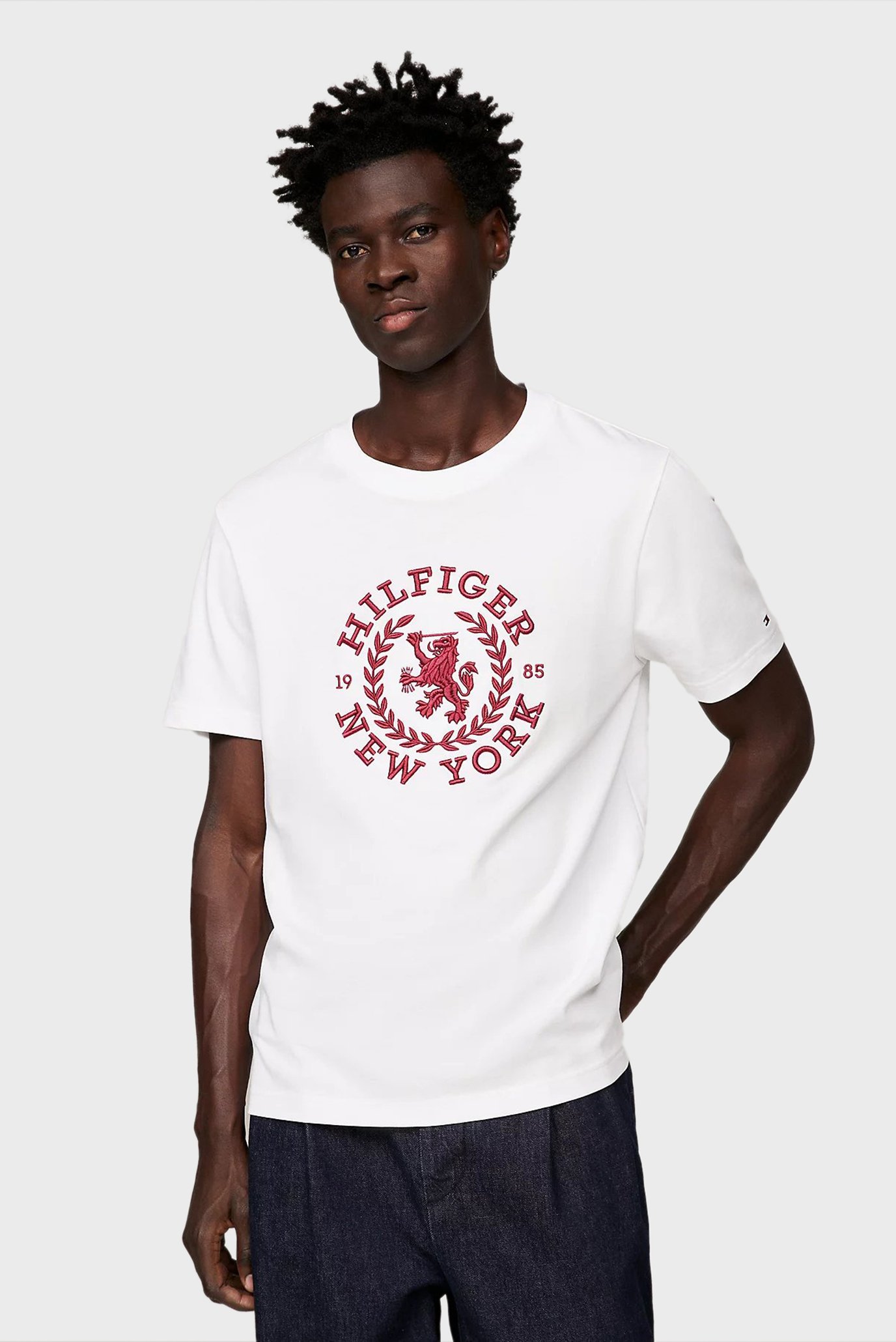 Чоловіча біла футболка BIG ICON CREST TEE 1