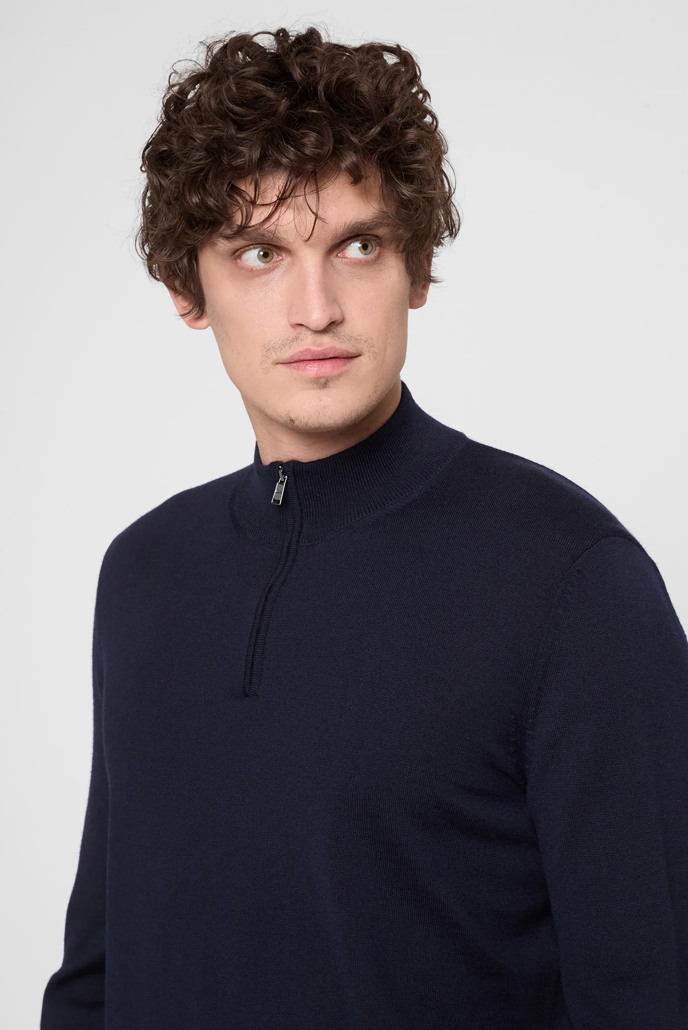 Мужская темно-синяя шерстяная кофта 2