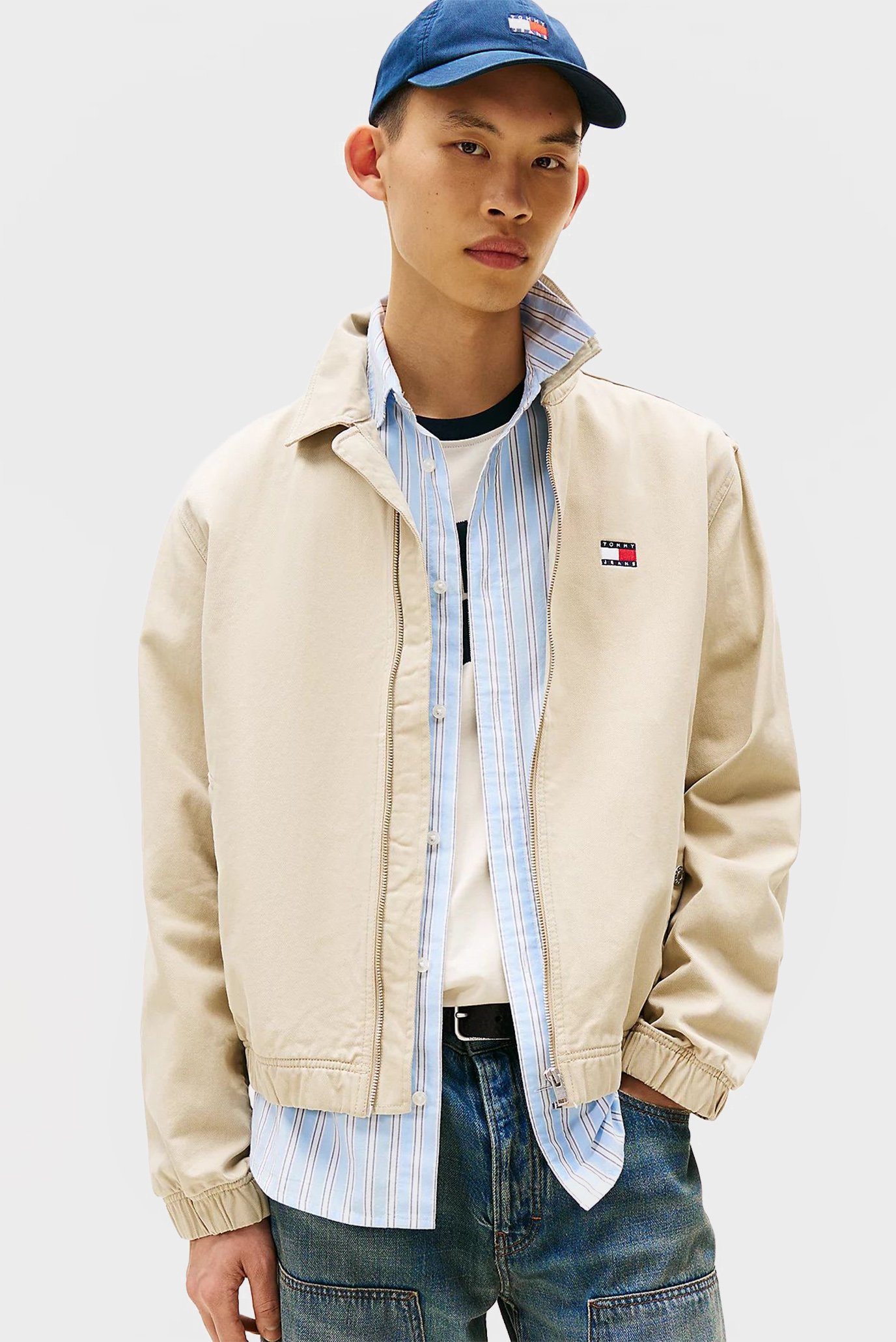 Мужская бежевая ветровка ESSENTIAL FLAG Бежевый XL Tommy Jeans DM0DM21930 Мужская бежевая ветровка ESSENTIAL FLAG Бежевый XL Tommy Jeans DM0DM21930