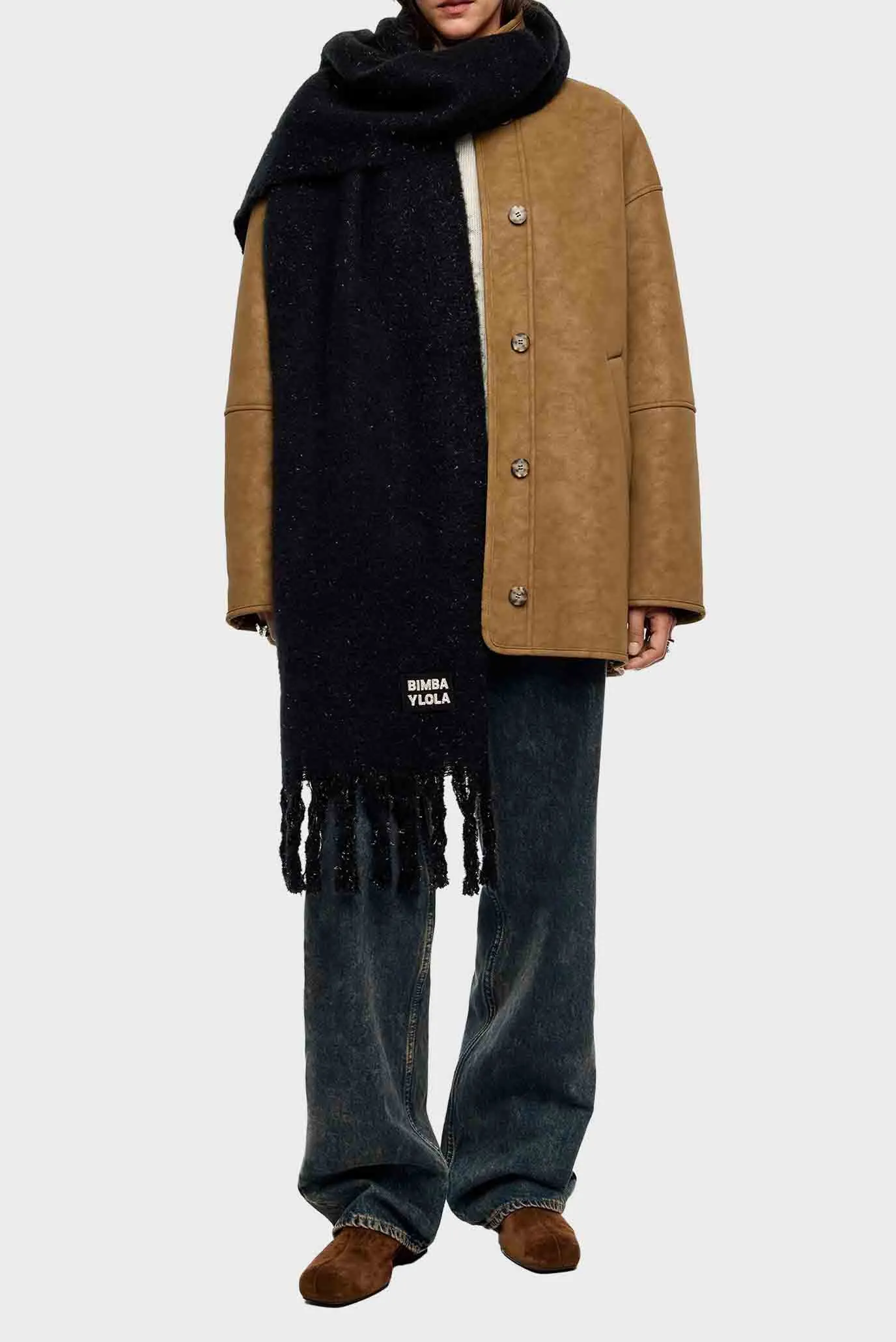 Женский черный шарф 2