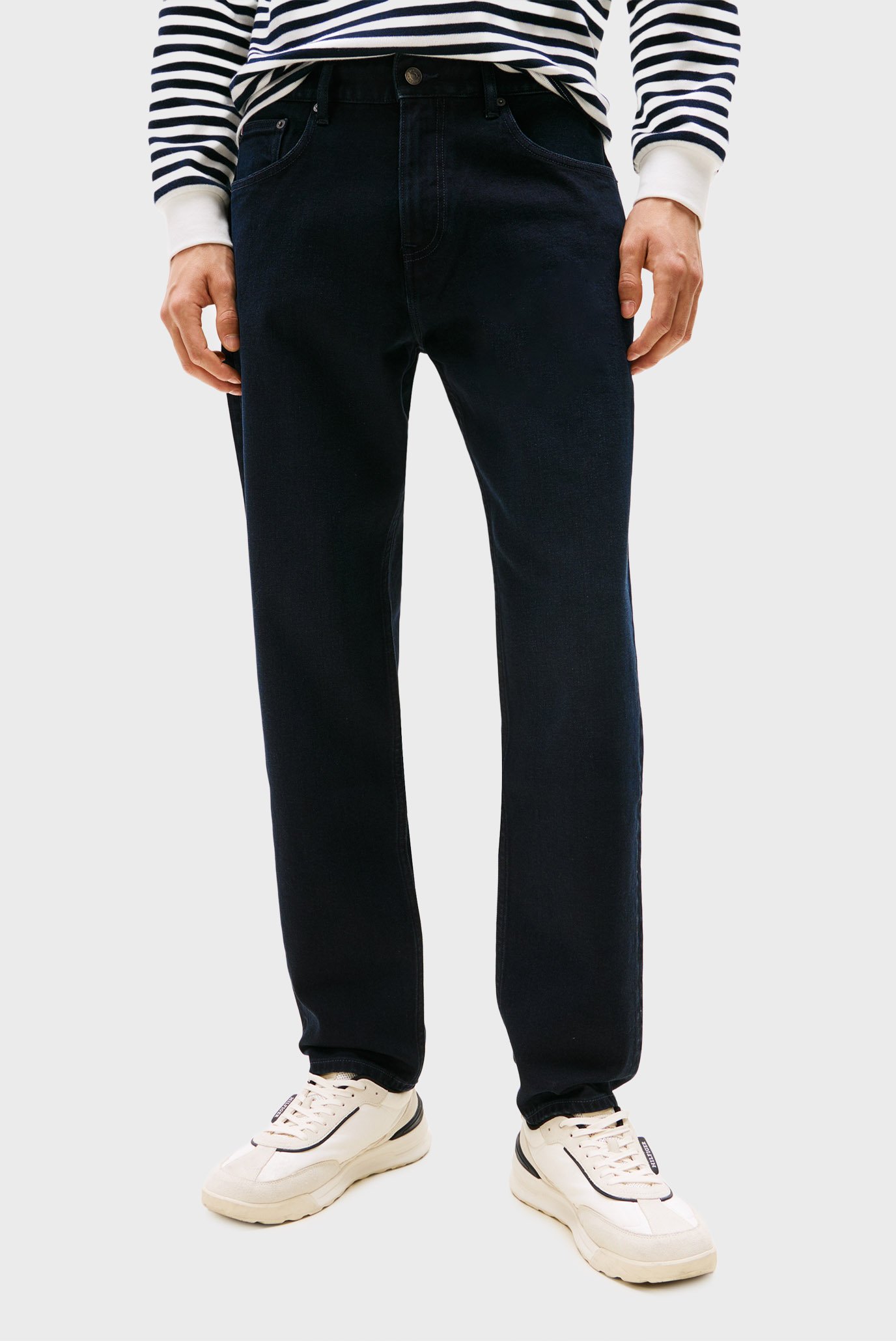 Мужские темно-синие джинсы TAPERED HARLEM Синий 32-32 Tommy Hilfiger MW0MW41989 Мужские темно-синие джинсы TAPERED HARLEM Синий 32-32 Tommy Hilfiger MW0MW41989