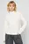 Женский белый шерстяной свитер