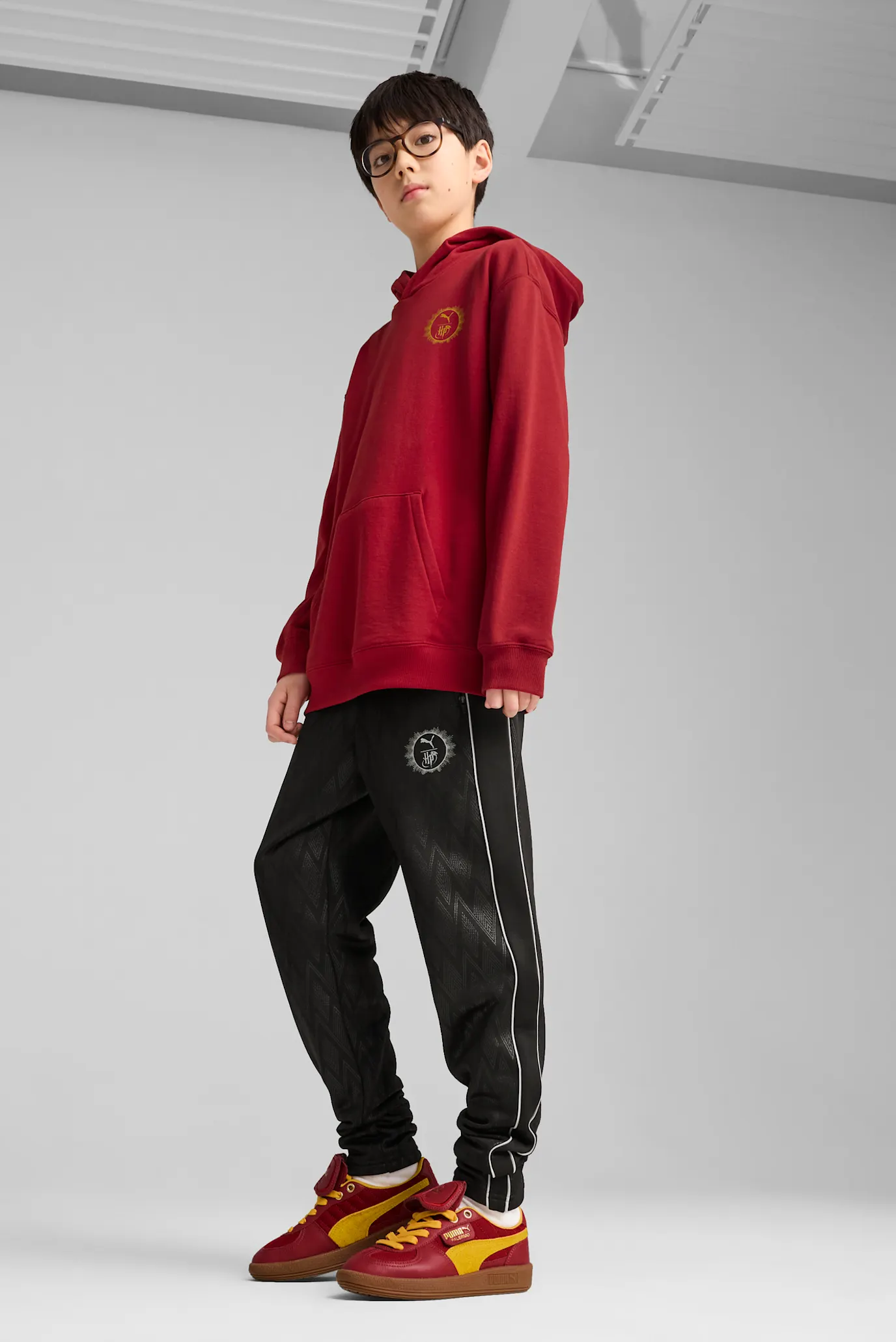 Детское красное худи PUMA x HARRY POTTER Relaxed Graphic Hoodie Youth 2