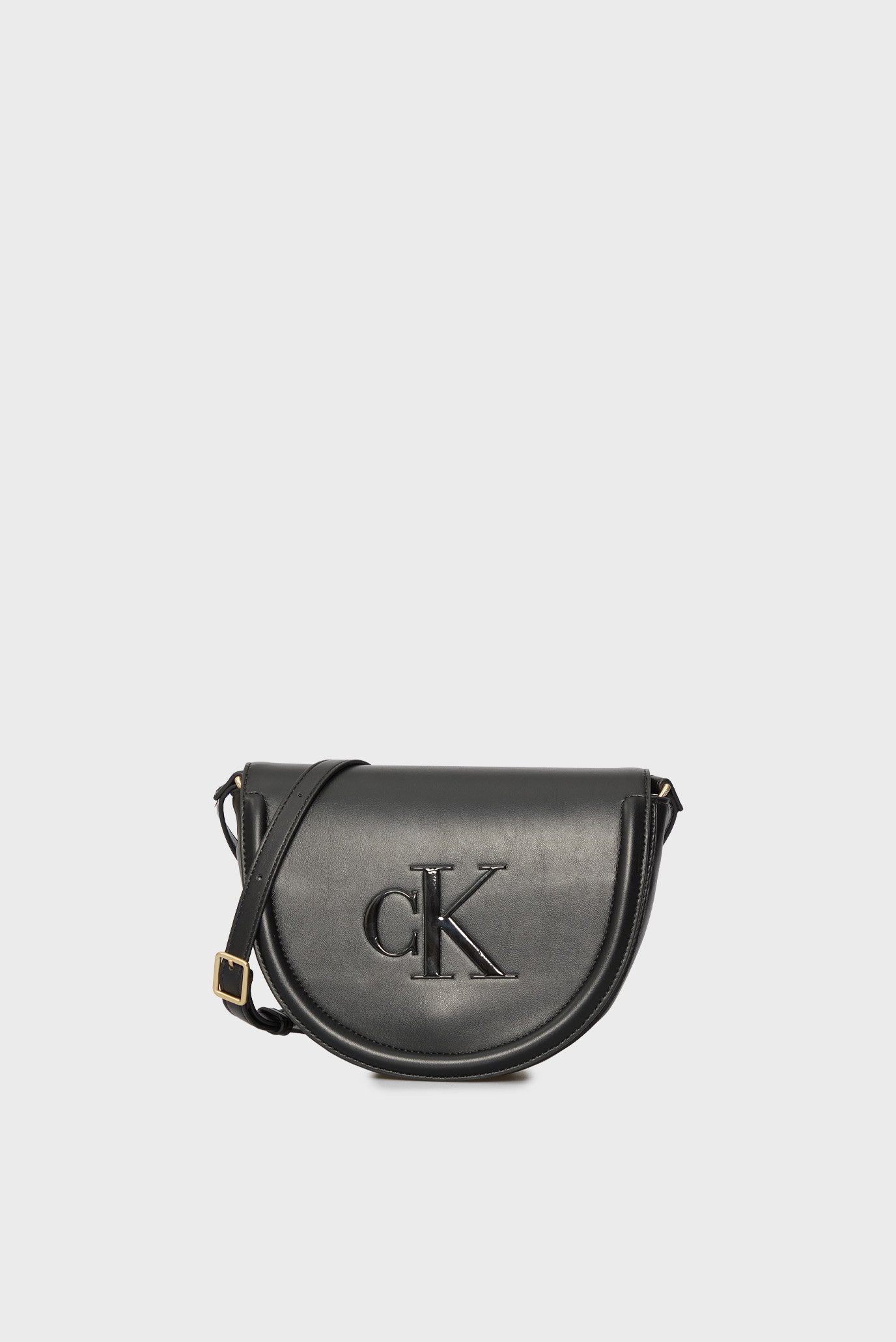 Женская черная сумка BOLD CK SADDLE Черный ONESIZE Calvin Klein LV04F3221G Женская черная сумка BOLD CK SADDLE Черный ONESIZE Calvin Klein LV04F3221G