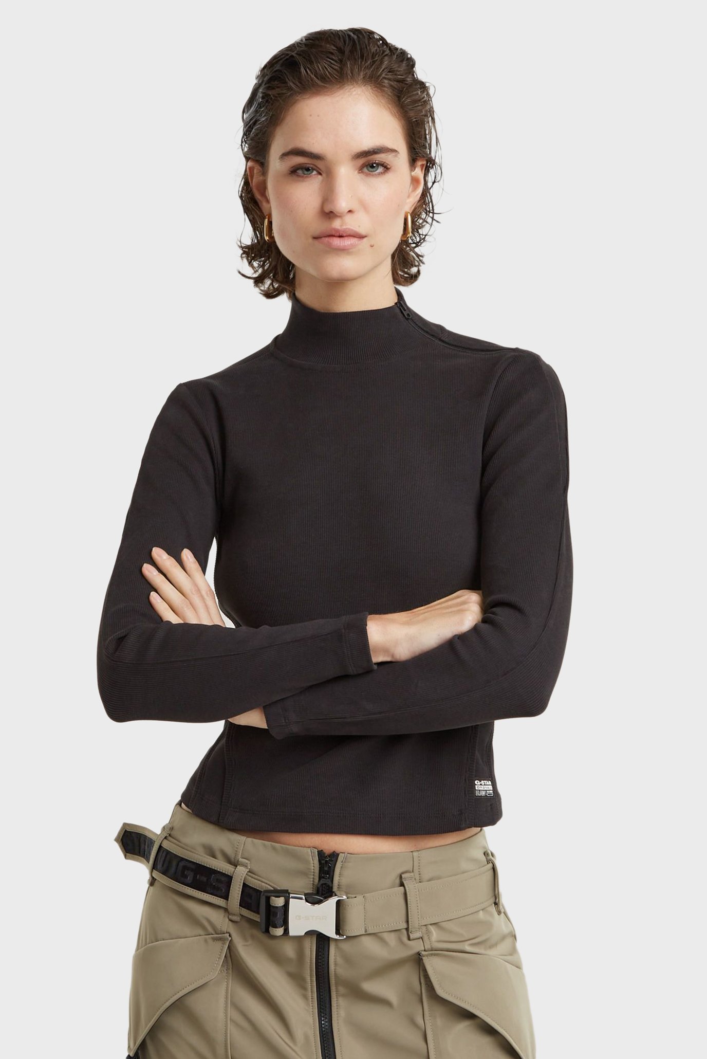 Жіночий чорний лонгслів Asymmetric zip cropped slim mock 1