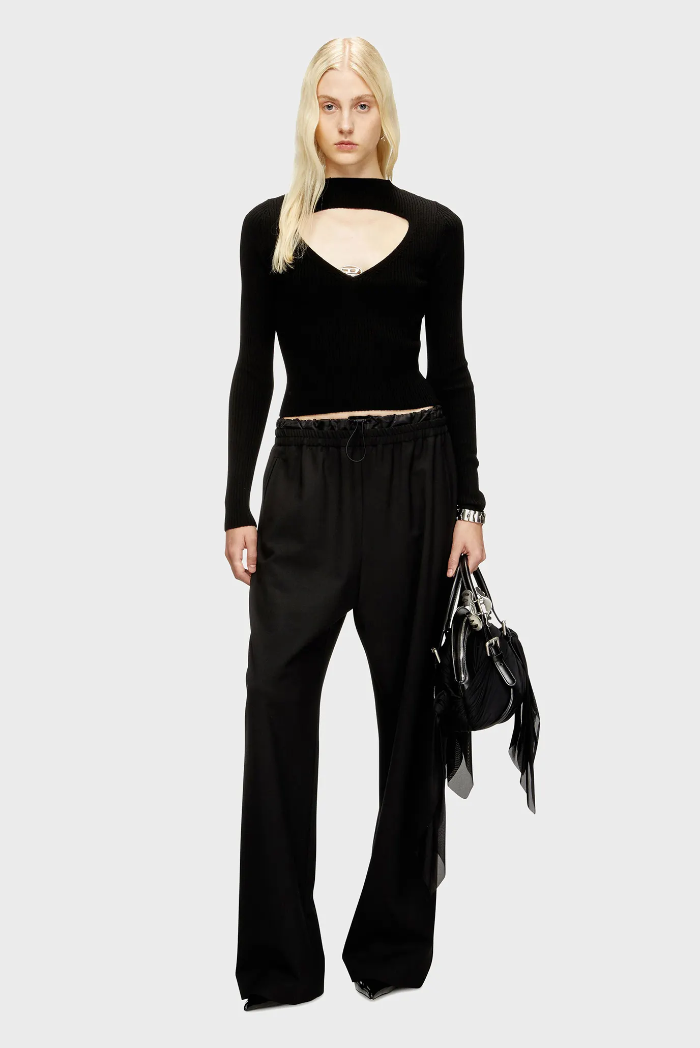 Жіночий чорний вовняний топ M-OLINA 2