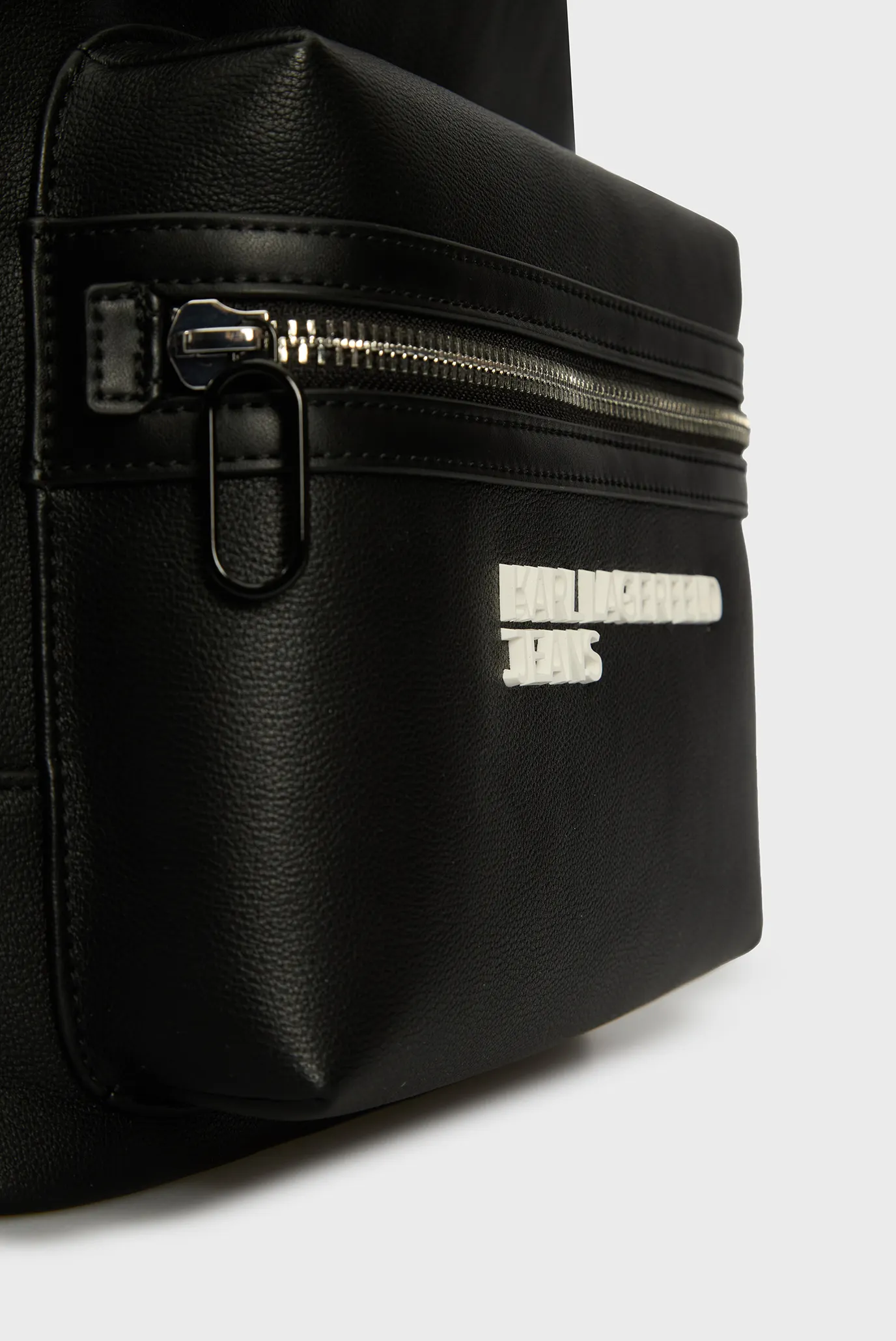 Чоловічий чорний рюкзак KLJ ESSENTIAL GRAINY 5