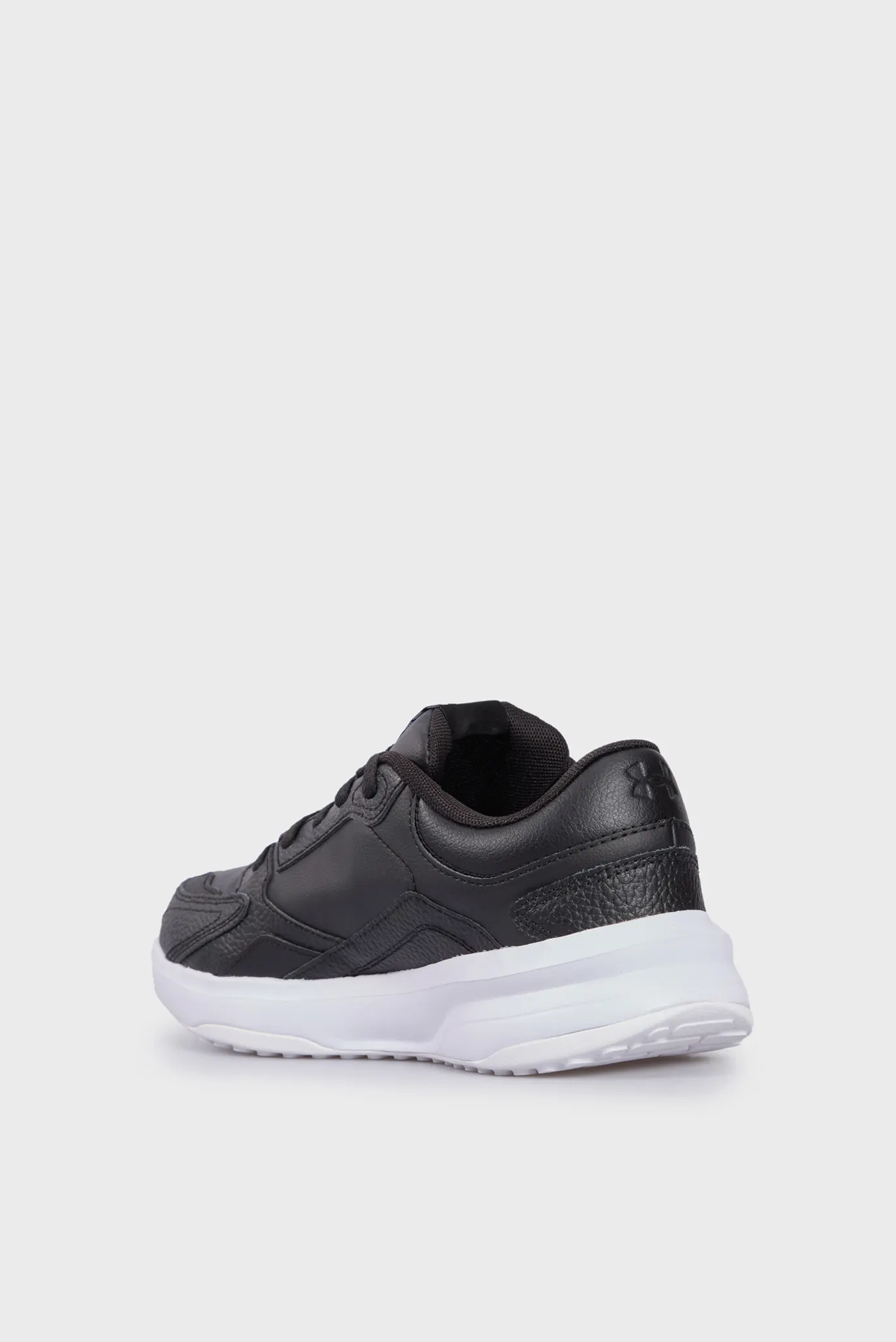 Чоловічі чорні кросівки UA Edge LTHR 5